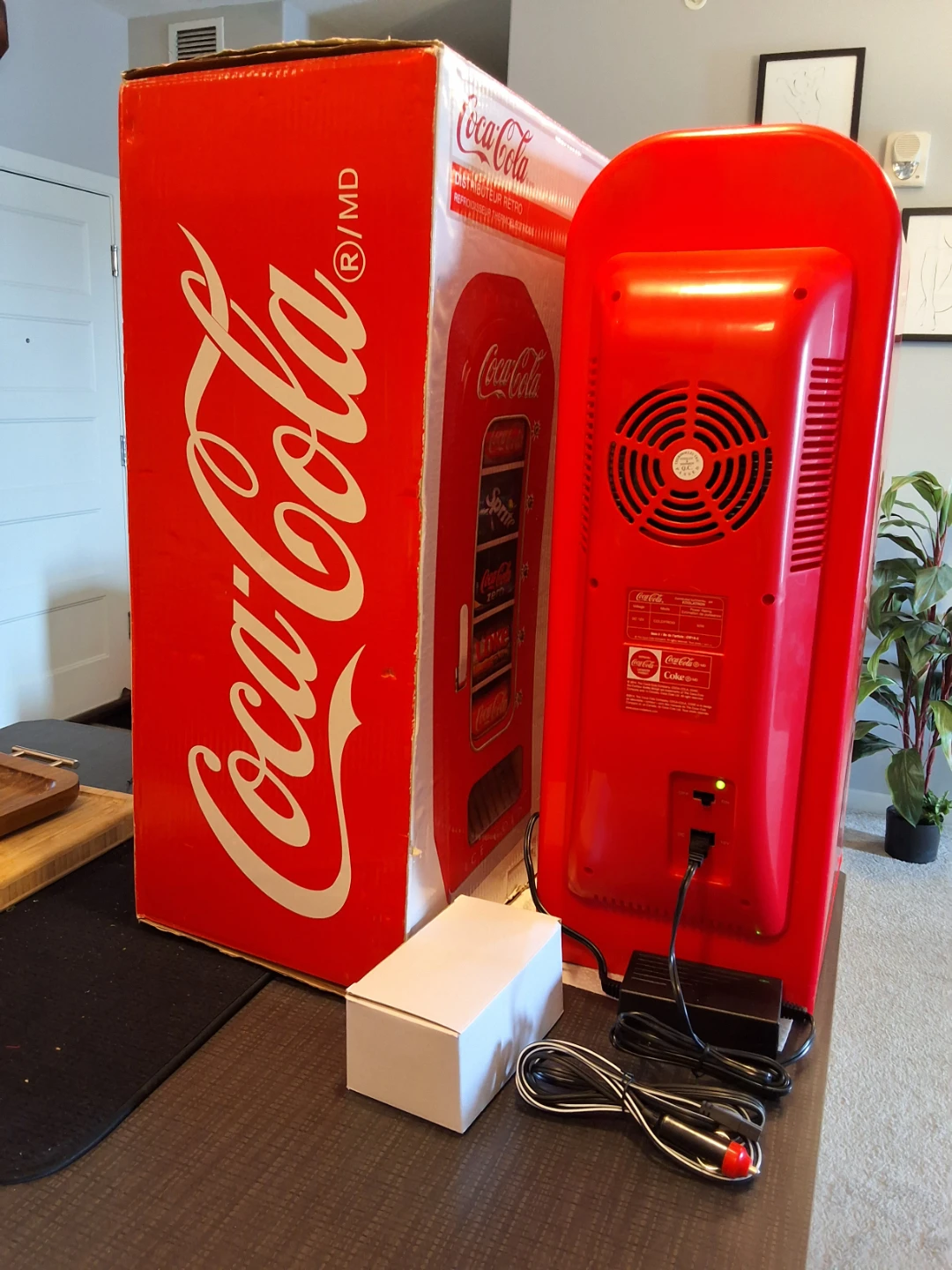 Coca-Cola Mini Fridge - photo 3