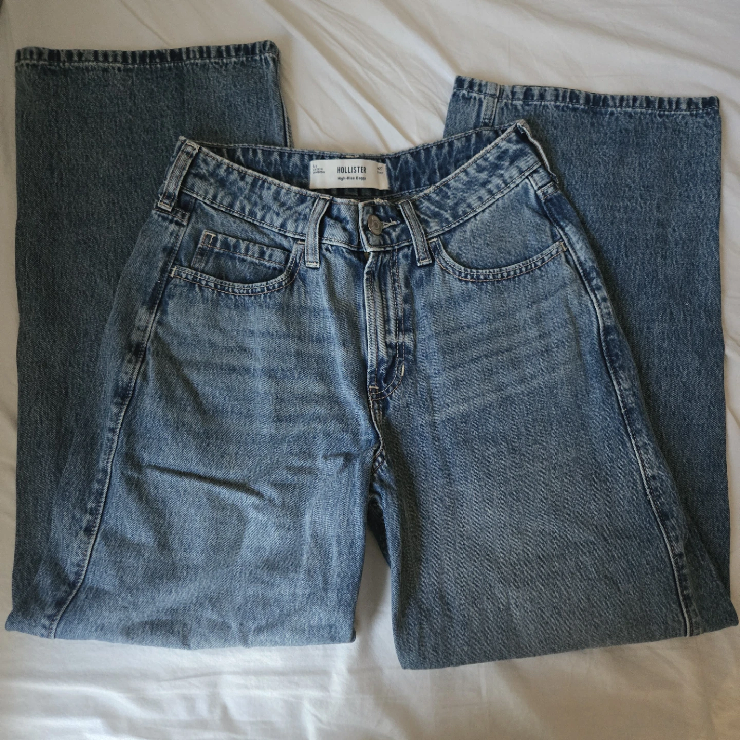 hollister high rise baggy medium wash jeans