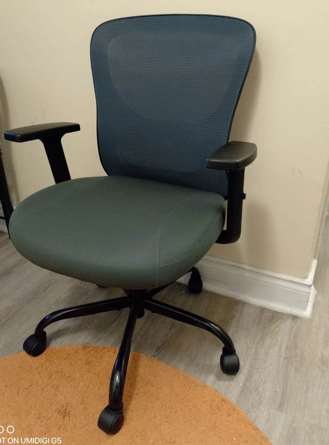 Grey Mesh Back Office Chair - photo 2