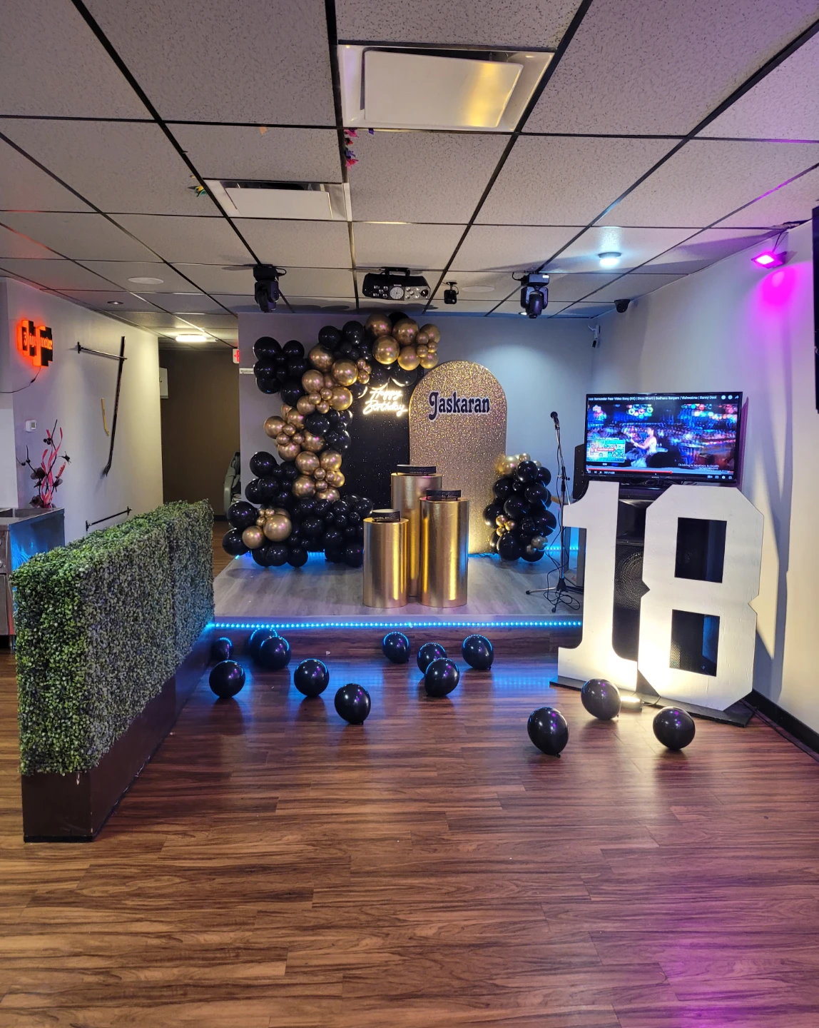 Hangout Party Hall Rental - photo 3