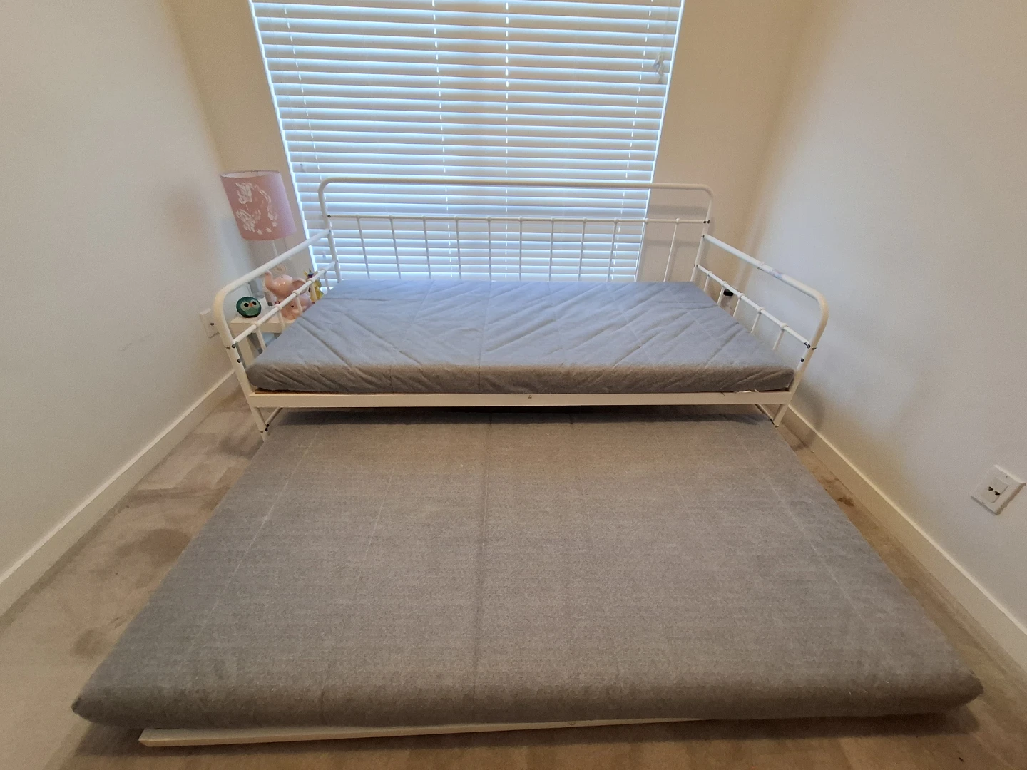 White Metal Daybed with Trundle and Grey Mattresses - photo 3