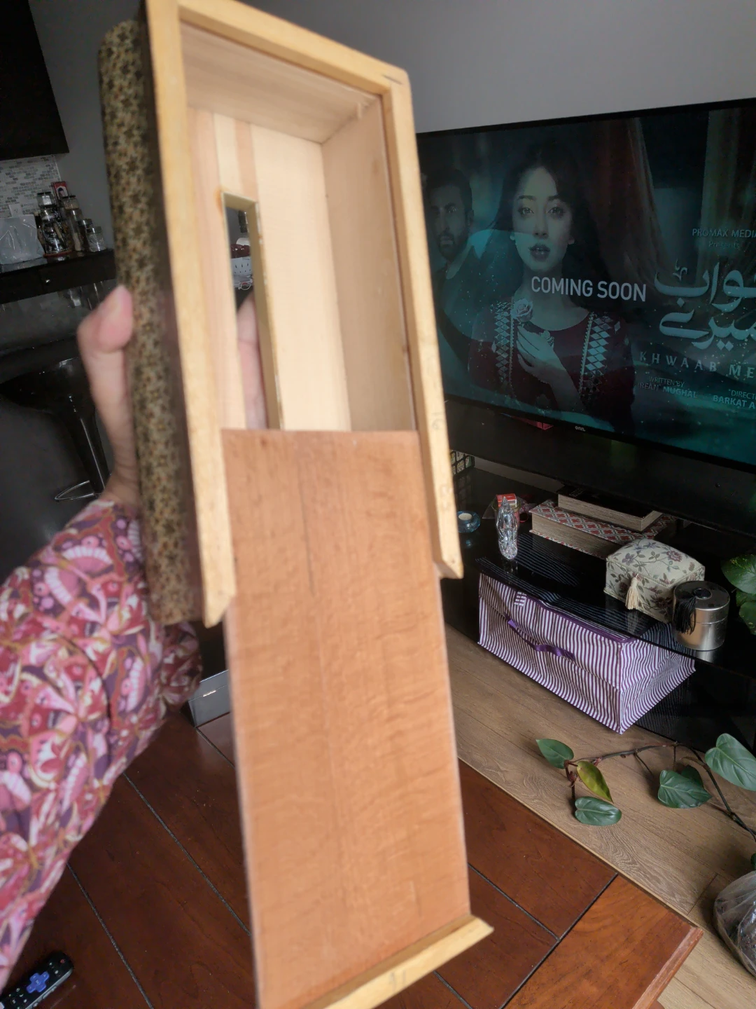Decorative Wooden Tissue Box Holder - photo 4