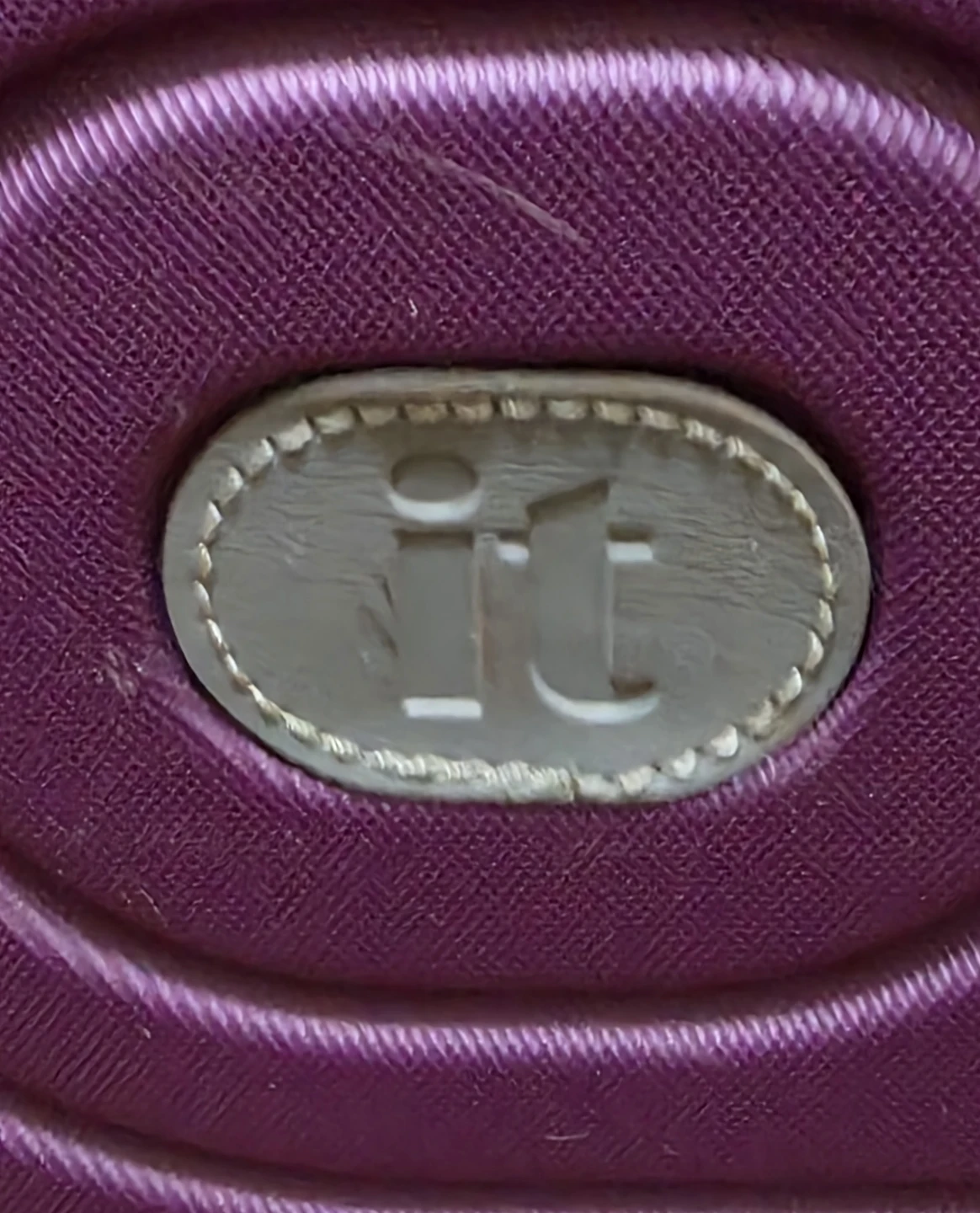 Purple IT Luggage Spinner Suitcase - photo 2