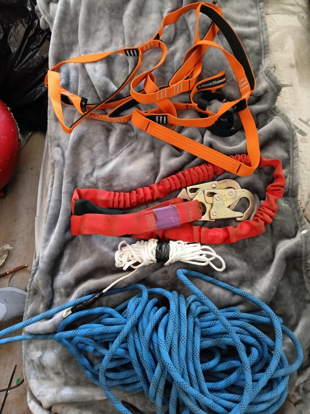 Climbing Gear Set - Harness, Ropes, Carabiners & More - photo 2