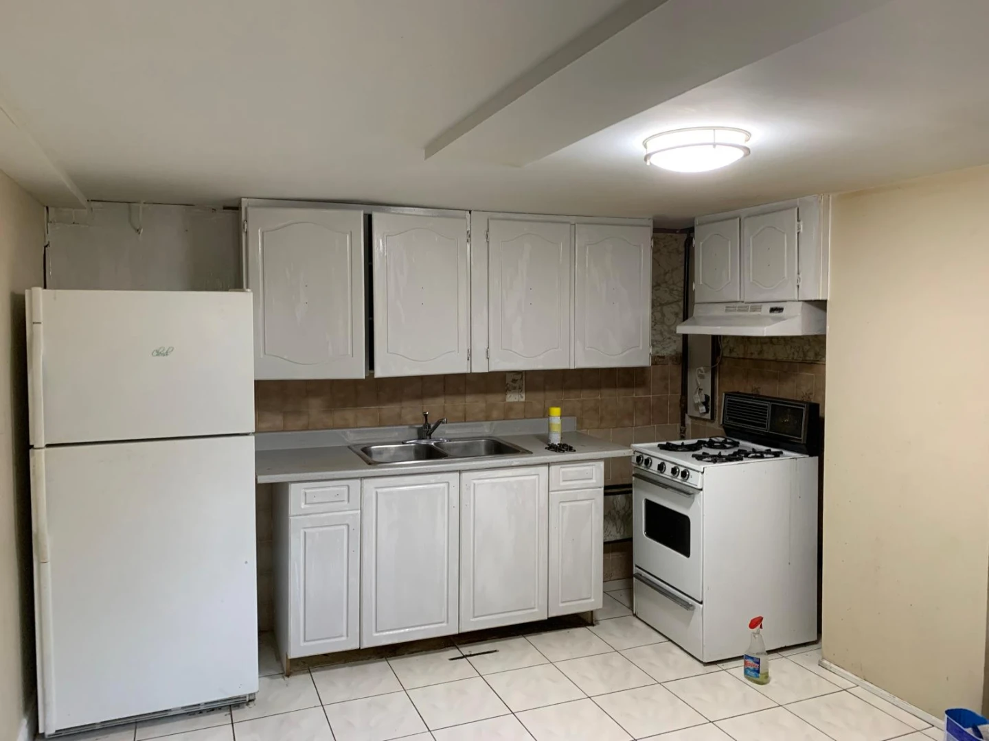 2 Bedrooms Basement for rent near Humber College - photo 5