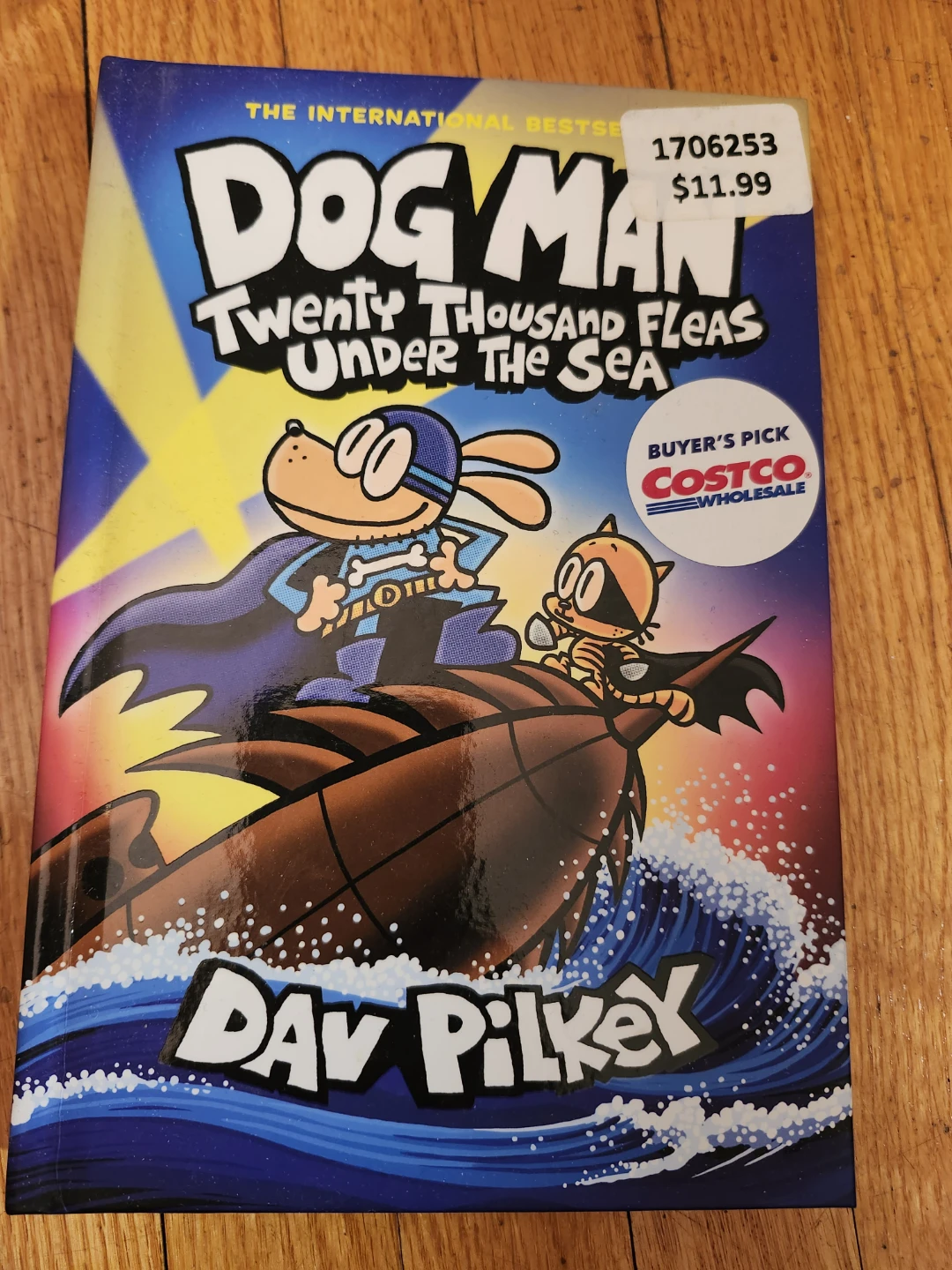 Dog Man: Twenty Thousand Fleas Under the Sea by Dav Pilkey