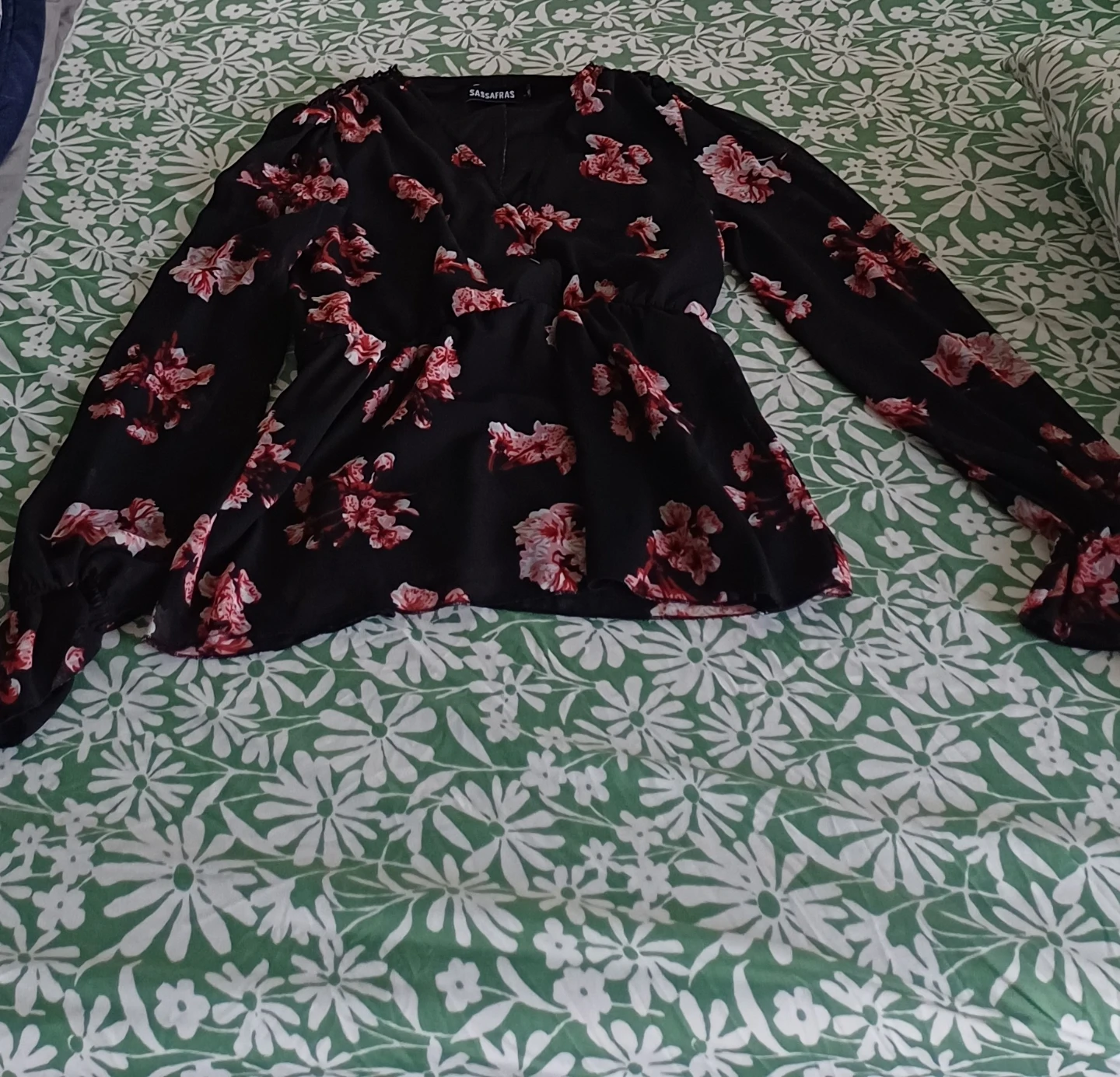 SASSFRAS Black Floral Long Sleeve Blouse