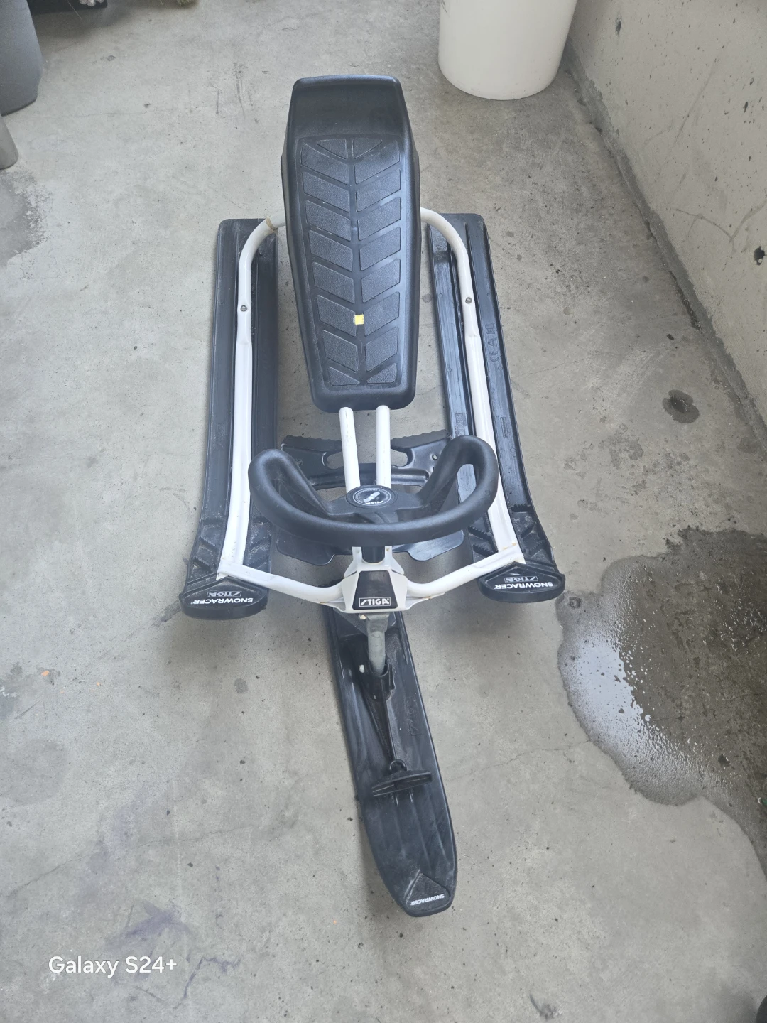 STIGA Snowracer Folding Snow Sled