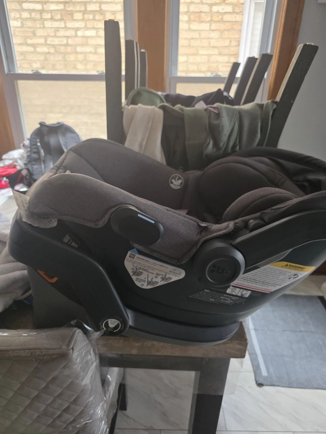 UPPAbaby MESA V2 Infant Car Seat - Gray - photo 2