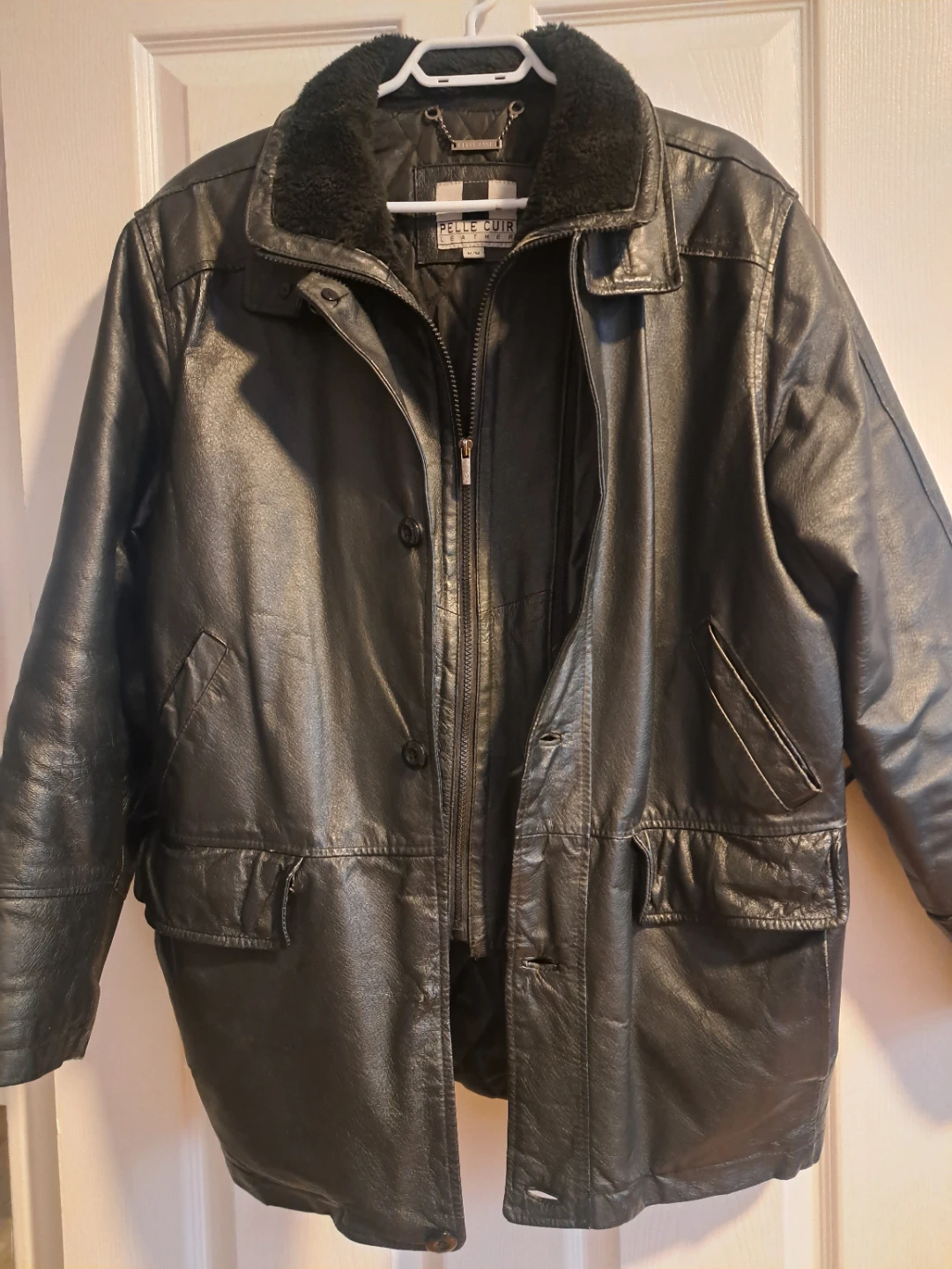 Pelle Cuir Black Leather Jacket with Fur Collar