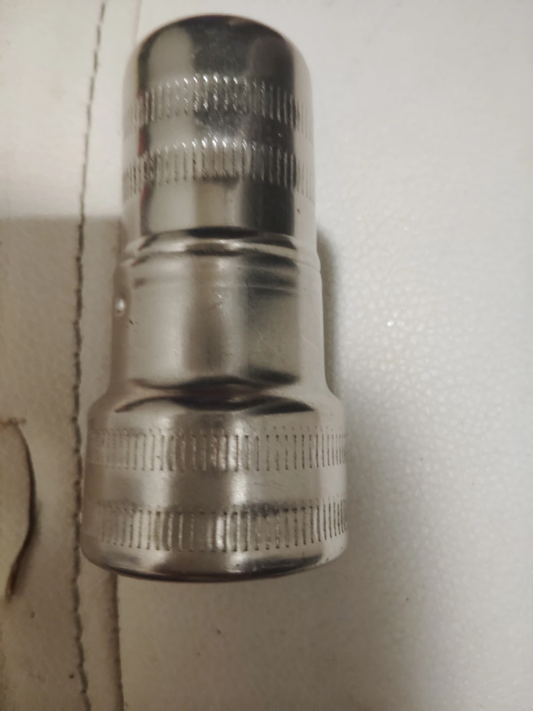 Metal battery post and terminals cleaner. - photo 3