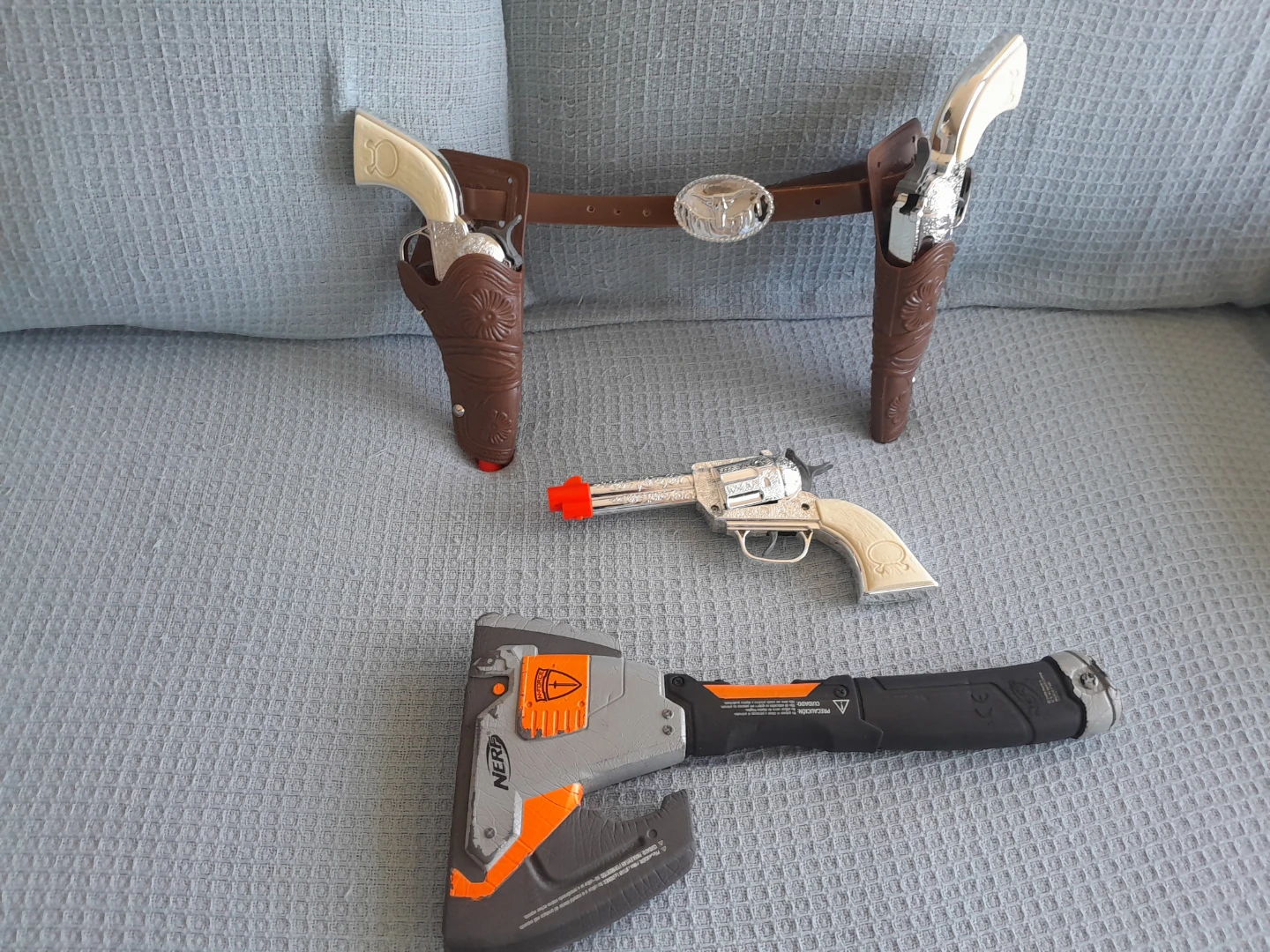 Wild West Toy Guns and Belt with Holsters, Nerf Axe - photo 2