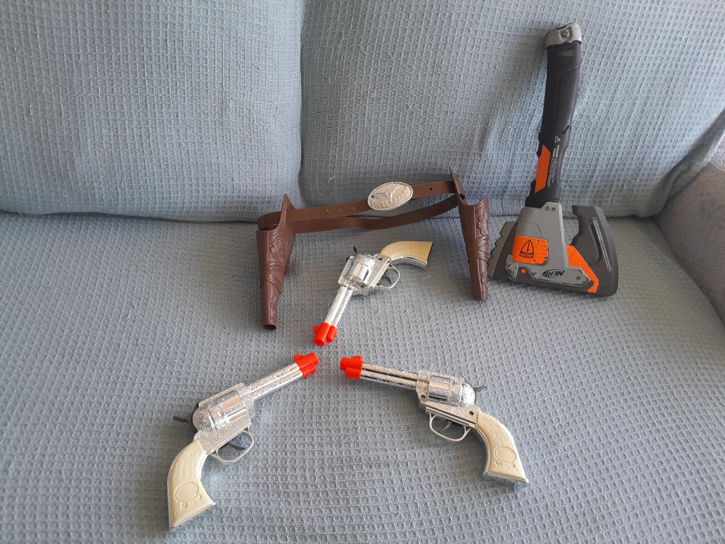 Wild West Toy Guns and Belt with Holsters, Nerf Axe - photo 3