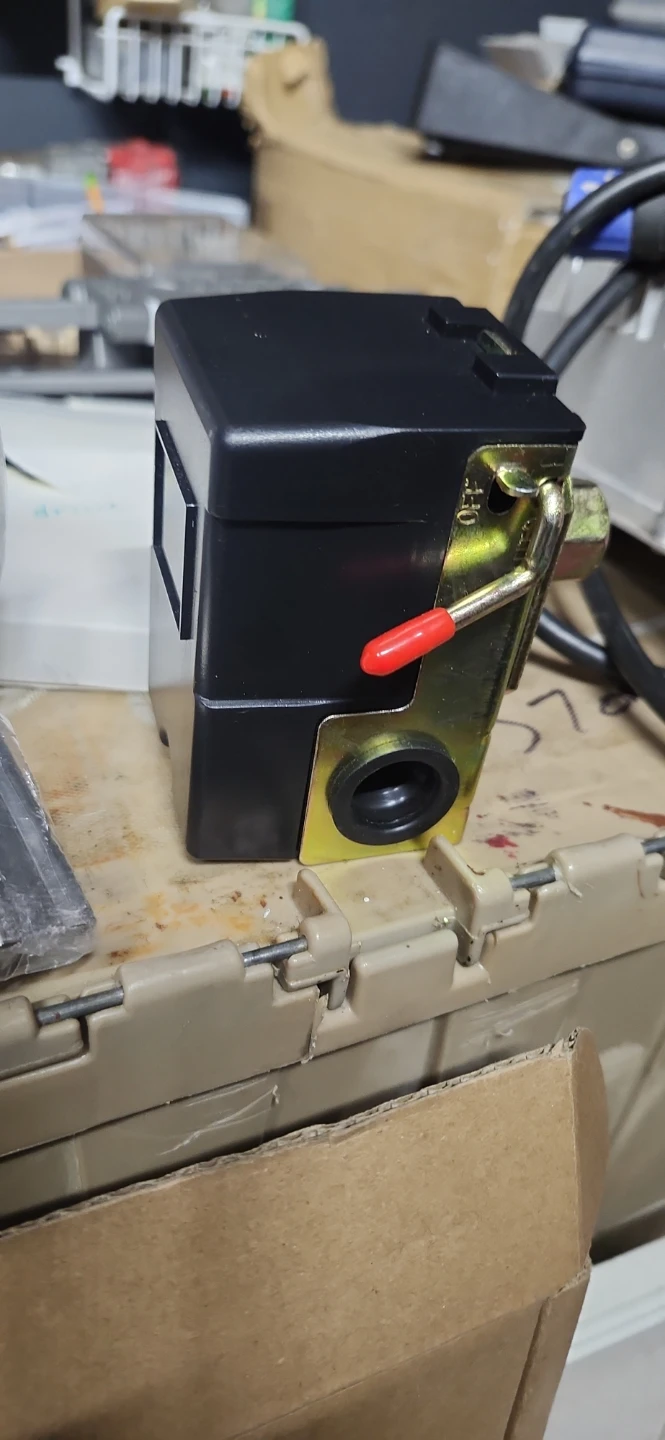 Pressure Switch 135-175 PSI - photo 2