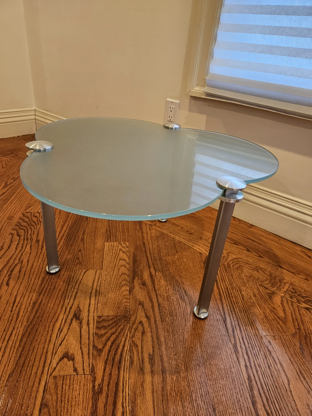 Italien Designer Glass and Metal Accent Table