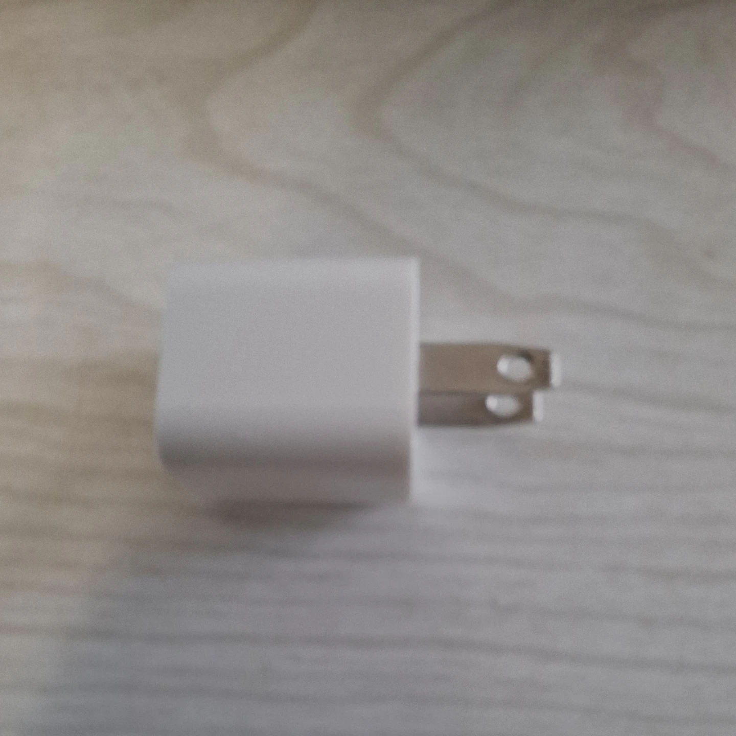 Apple USB Power Adapter 5W A1385 - photo 2