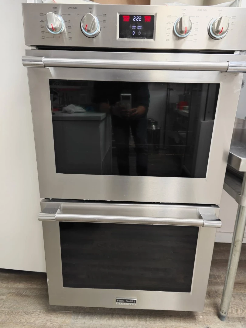 Frigidaire Double Wall Oven