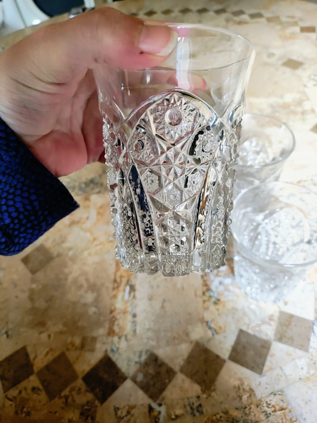 Set of 4 Vintage Cut Glass Tumblers - photo 4