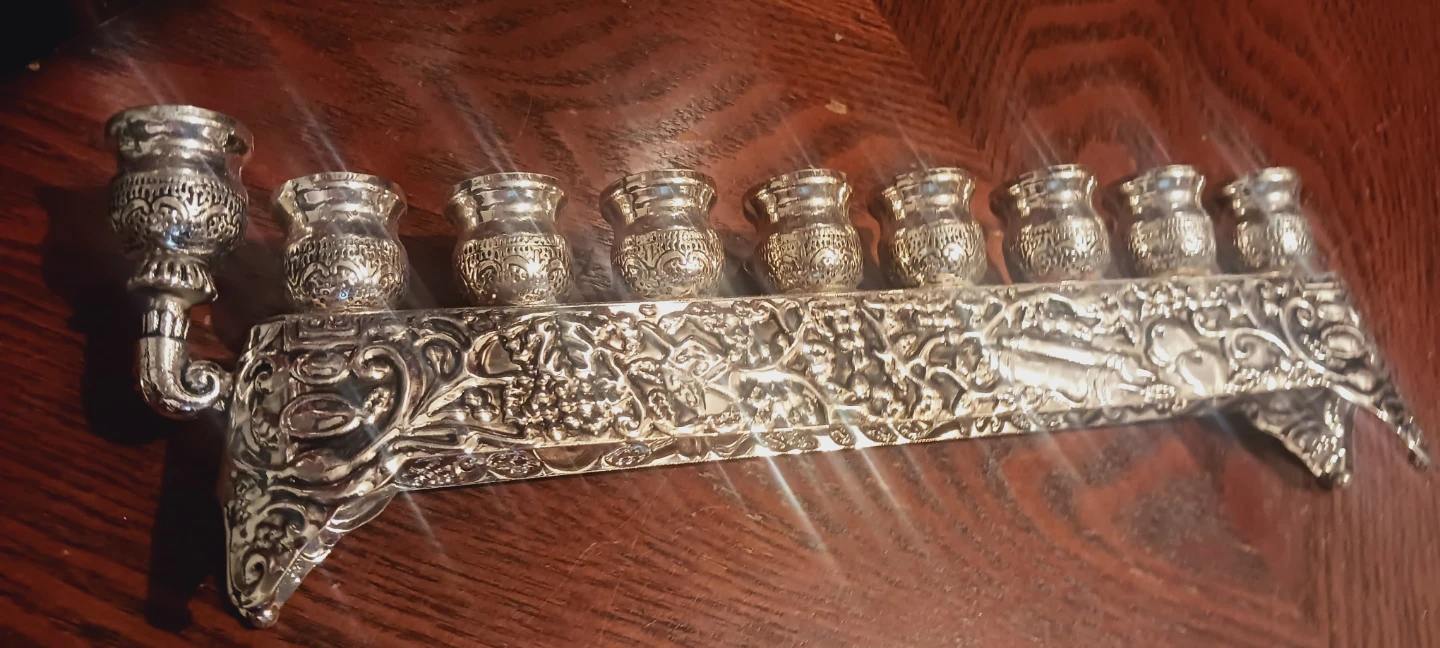 Gorgeous Vintage Ornate Silver CHANUKAH  🕎  MENORAH