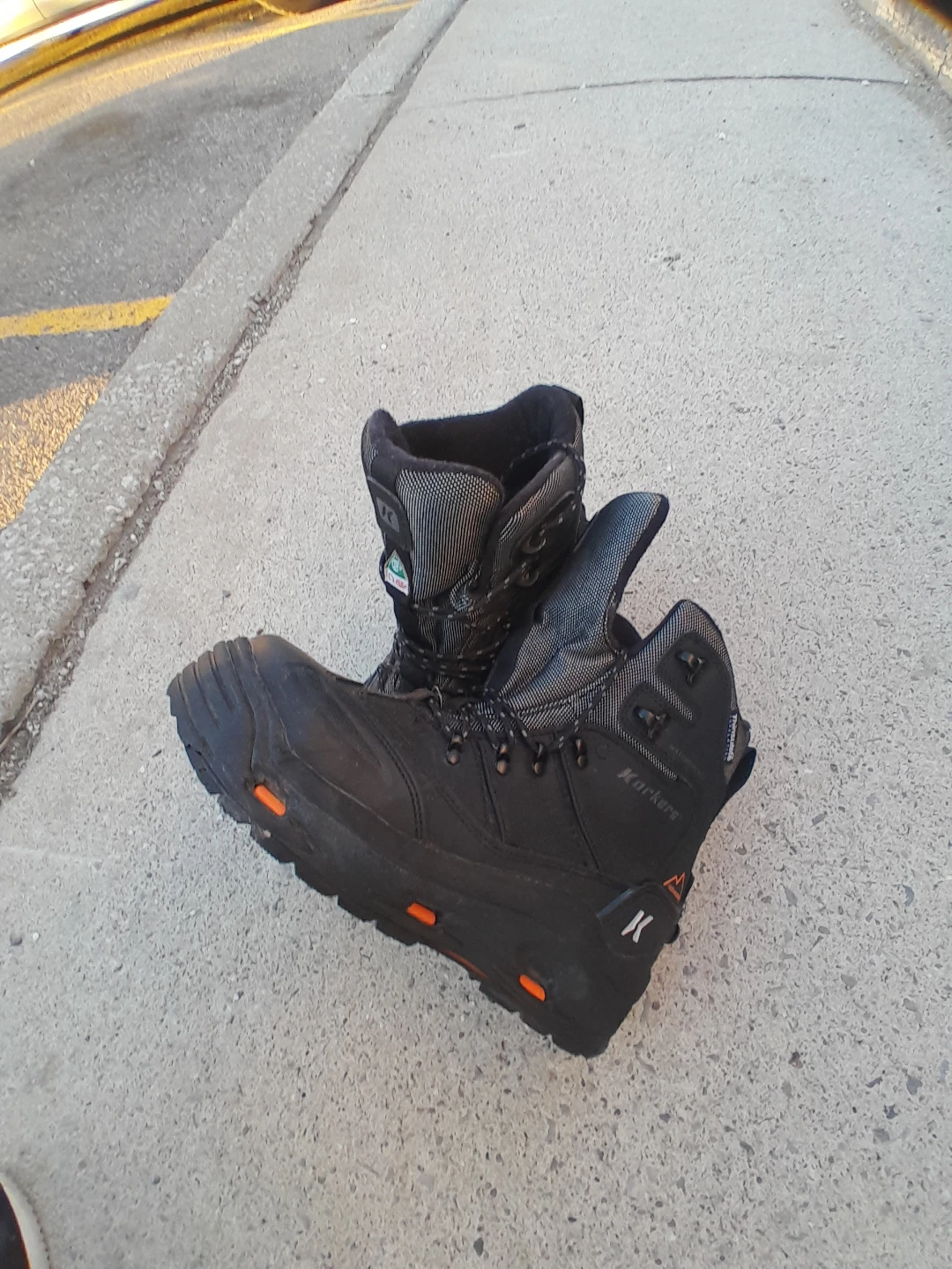 Korkers Black Safety Boots Men's Size 9
