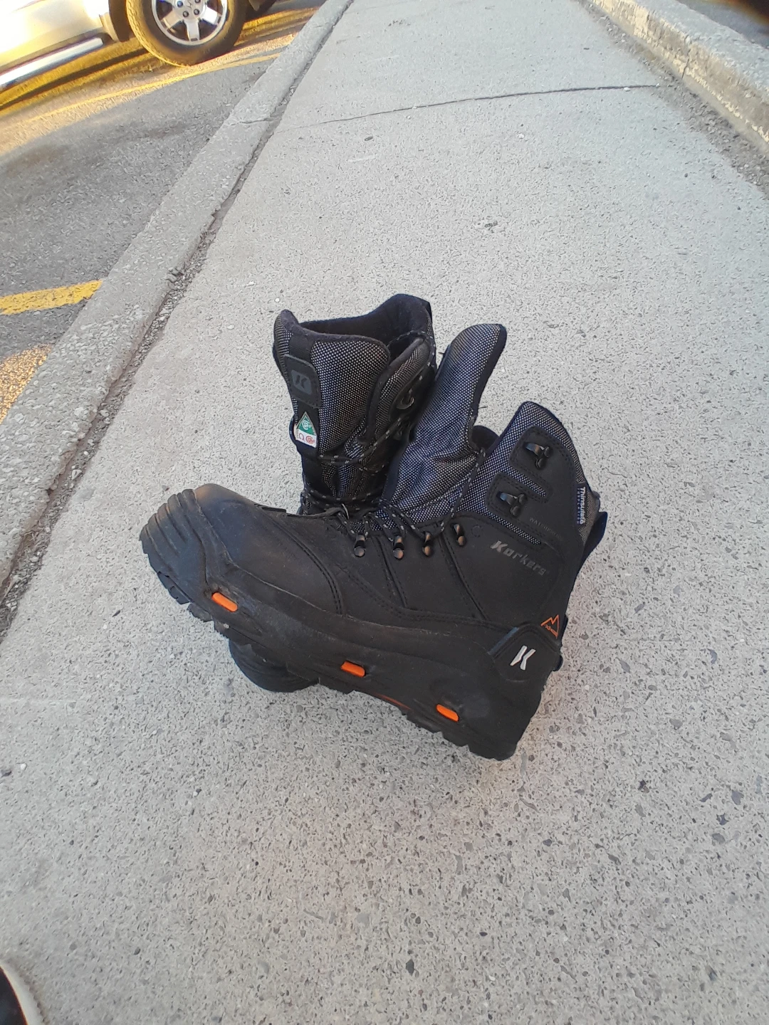 Korkers Black Safety Boots Men's Size 9 - photo 3
