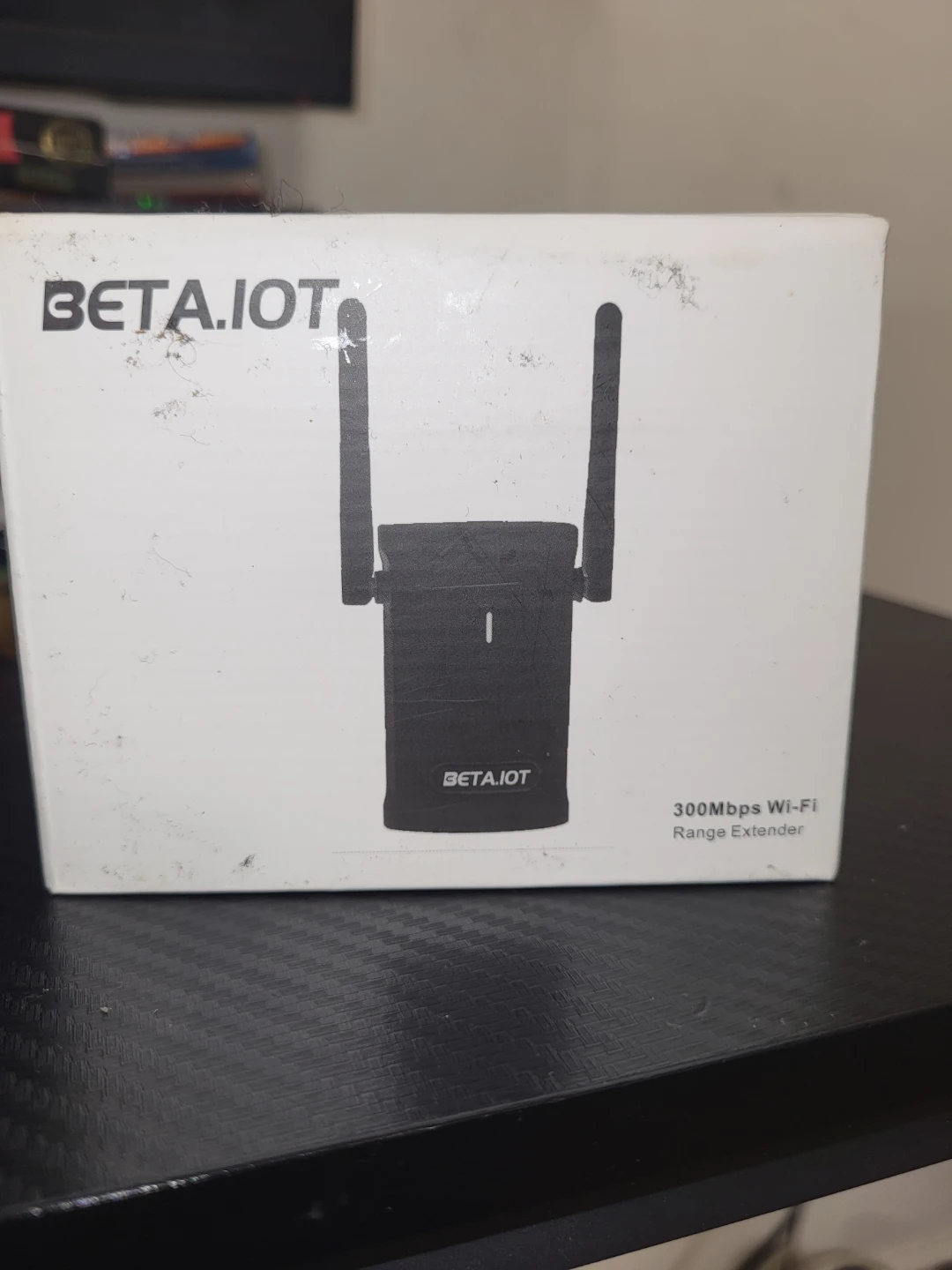 BETA.IOT 300Mbps Wi-Fi Range Extender