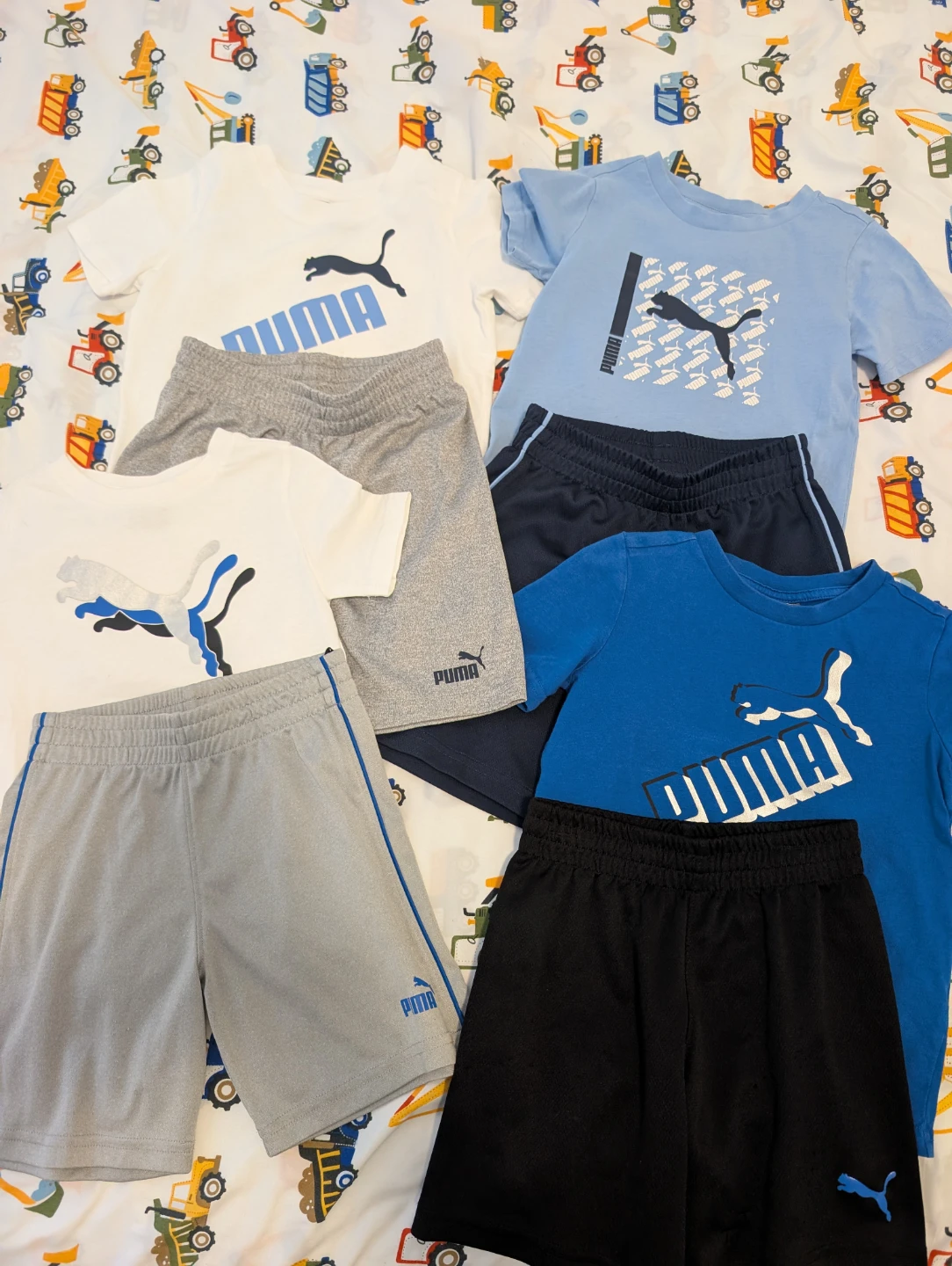 Puma Kids Clothing Set - T-shirts and Shorts (Size 3-4)