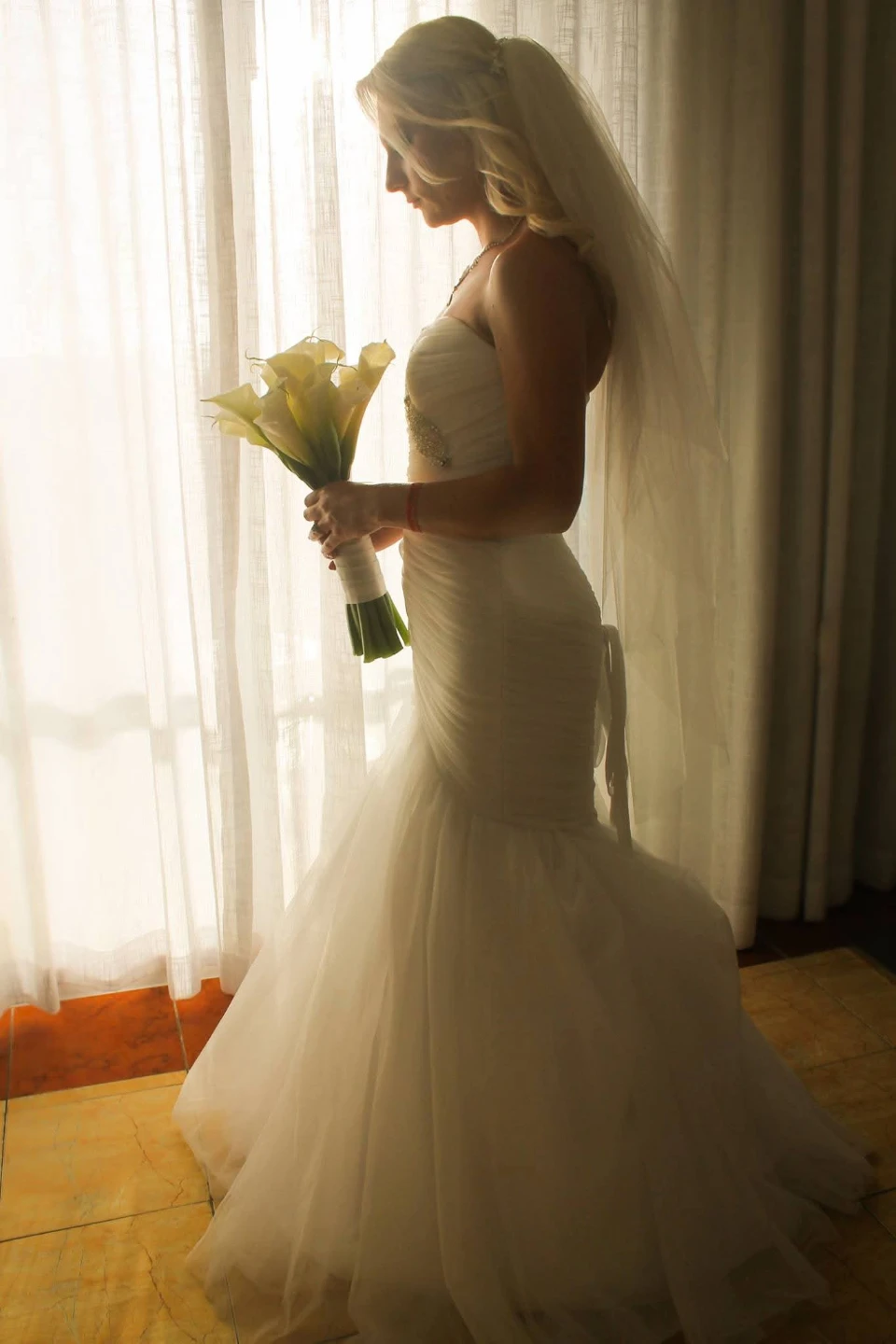 JJ's House Ivory Wedding Dress - Size 6