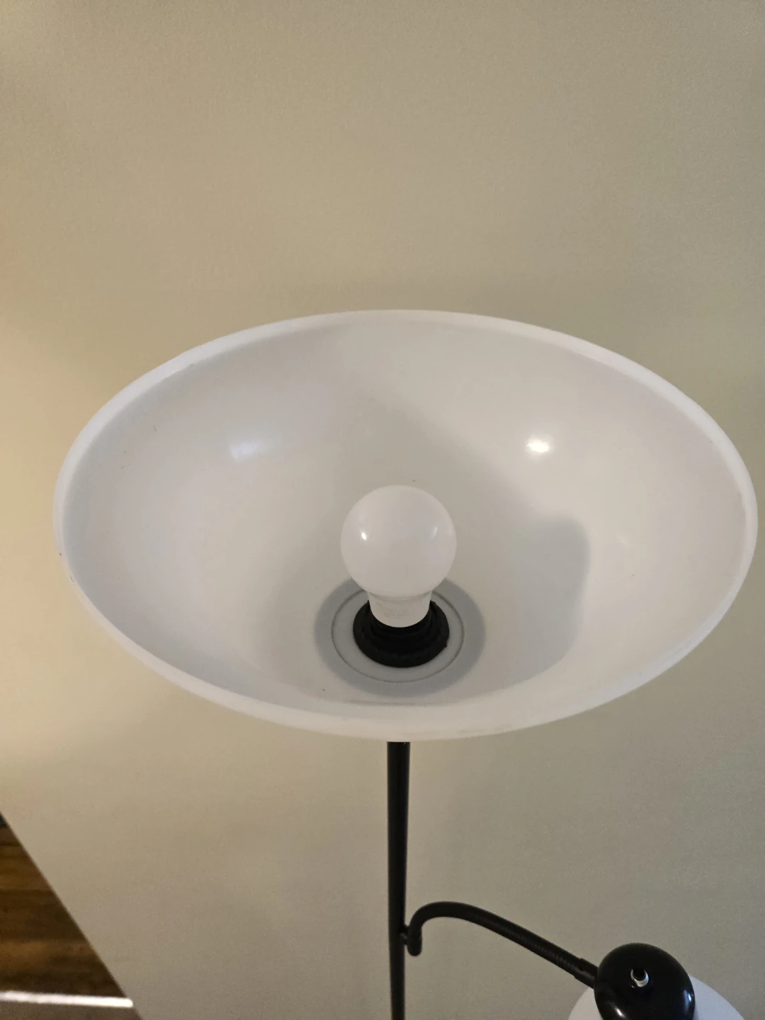 Ikea floor lamp - photo 2