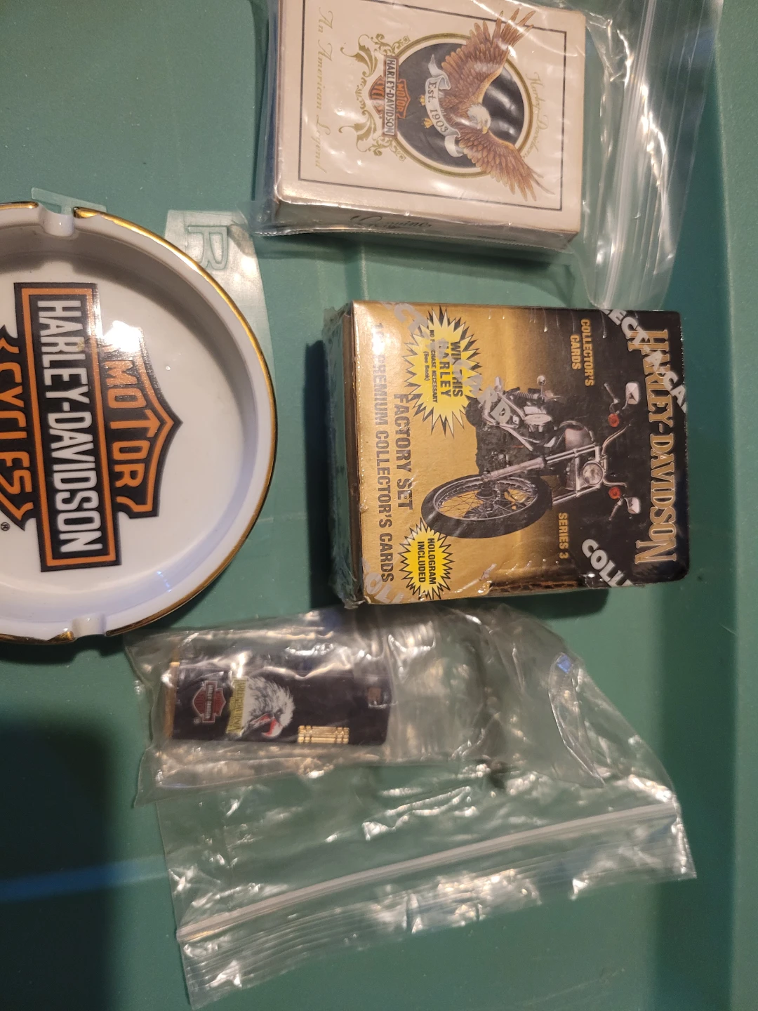Lot 7 pieces collection of Harley-Davidson memorabilia - photo 4