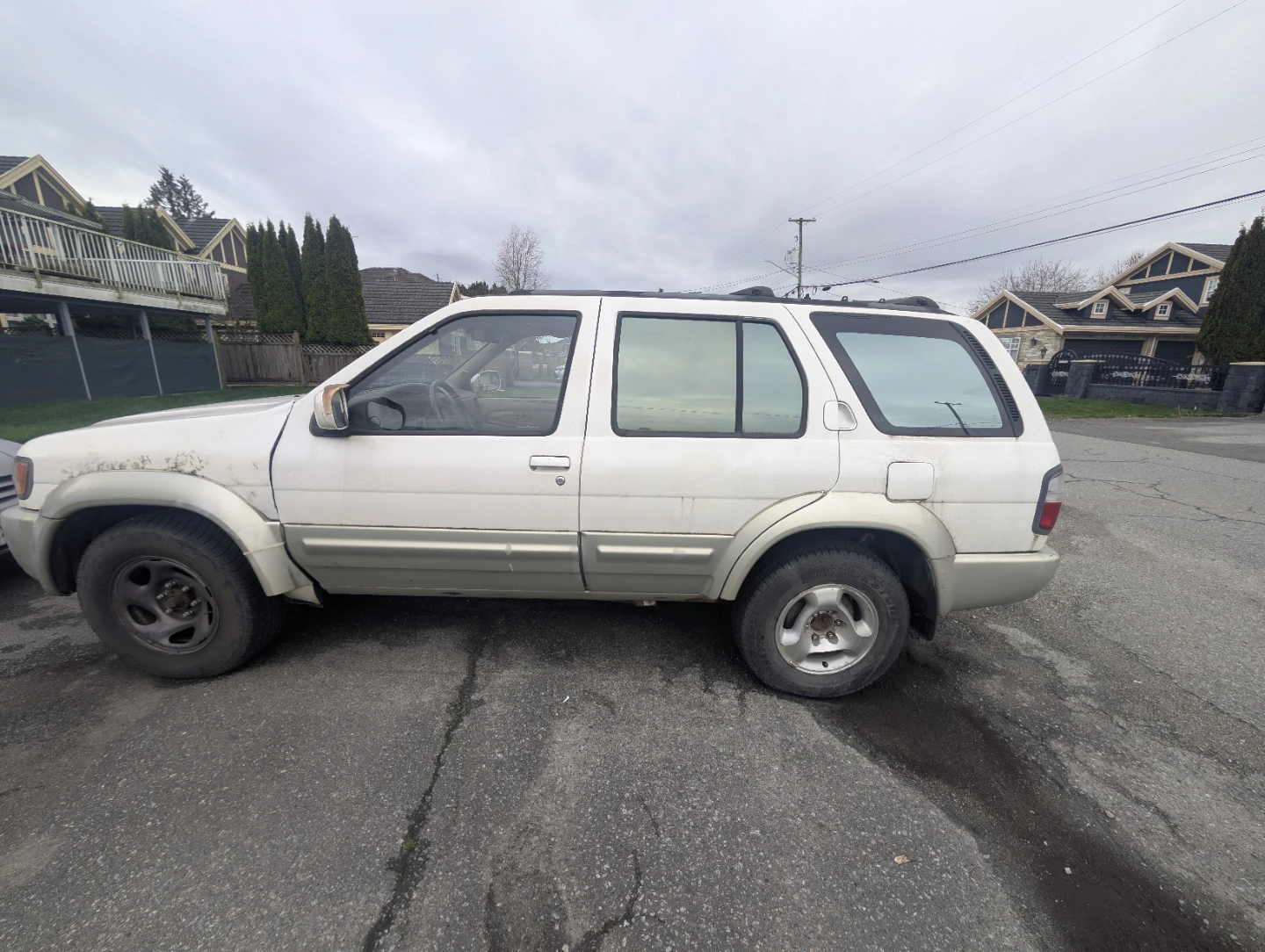 1999 Infiniti QX4 – Runs & Drives – Winter/Off-Road Beater – OBO - photo 3