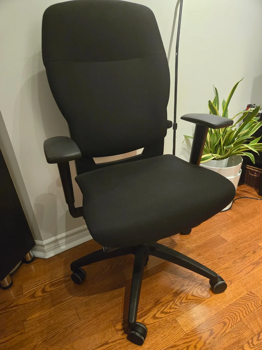 Black Office Chair