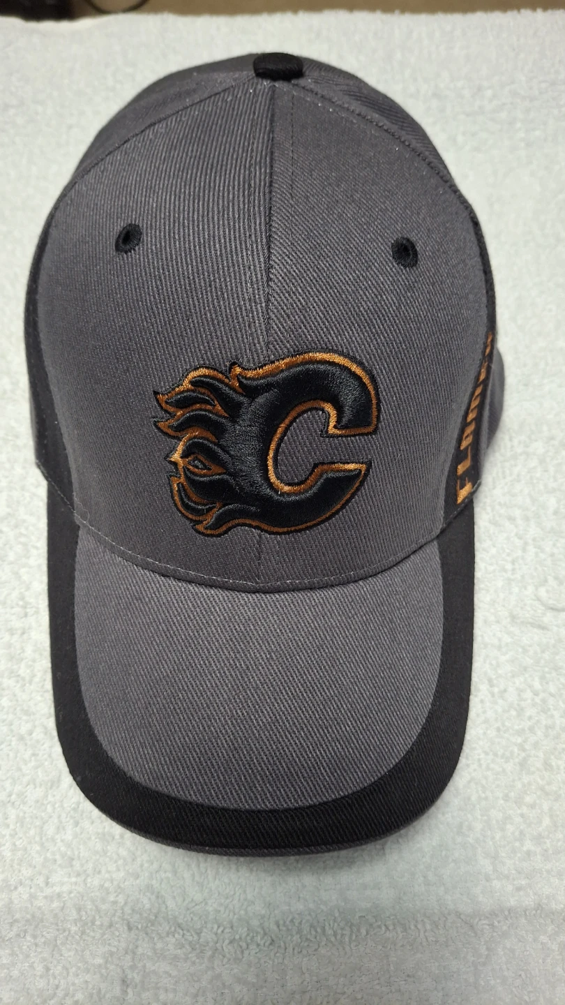 Calgary Flames "C" Logo Baseball Cap