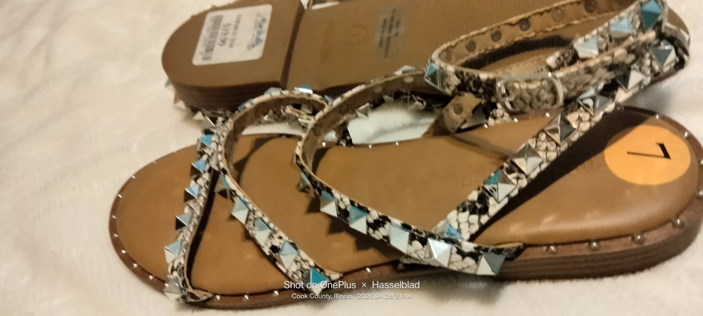 Cushion Aire Studded  sandals 7 - photo 5