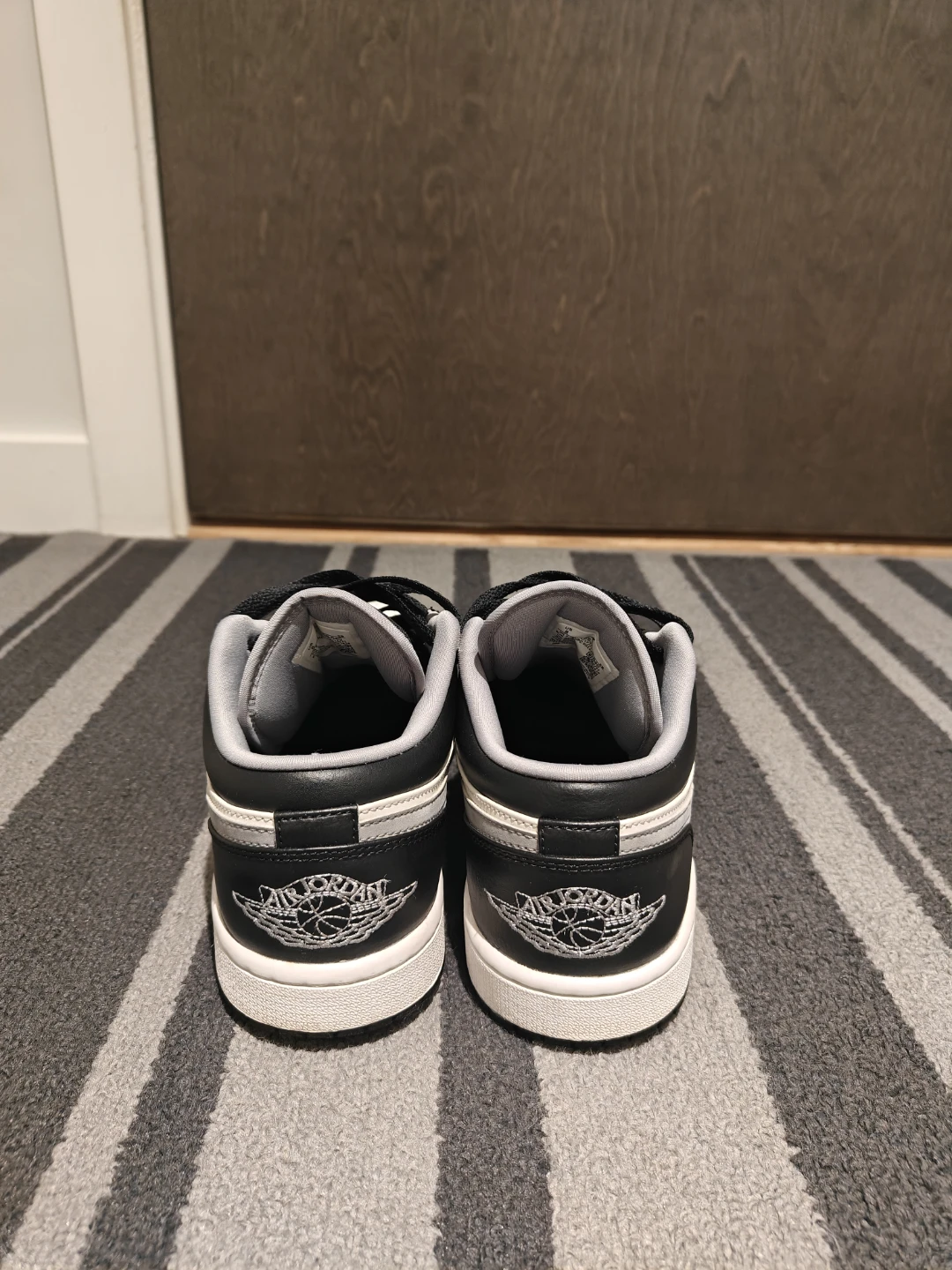 Air Jordan 1 Low SE Men's Shoes sz 8 - photo 3