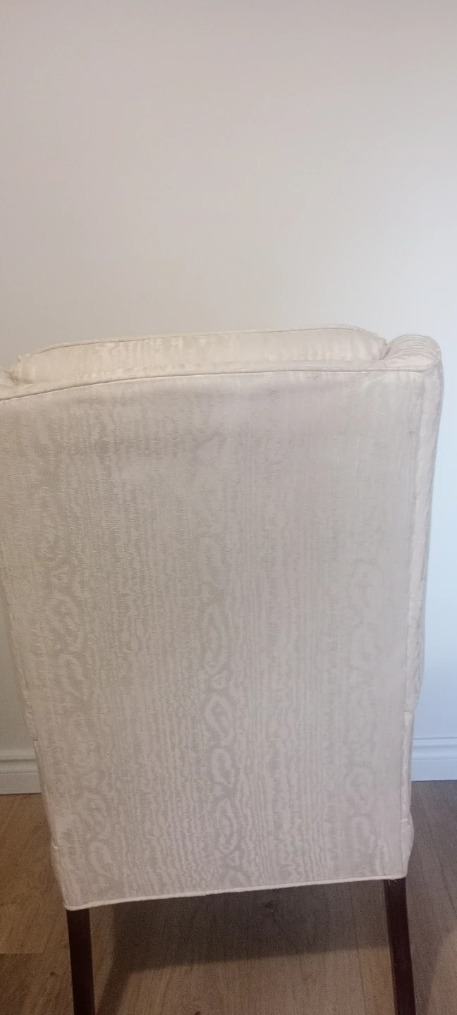 Pair of Cream Upholstered Wingback Chairs - photo 3