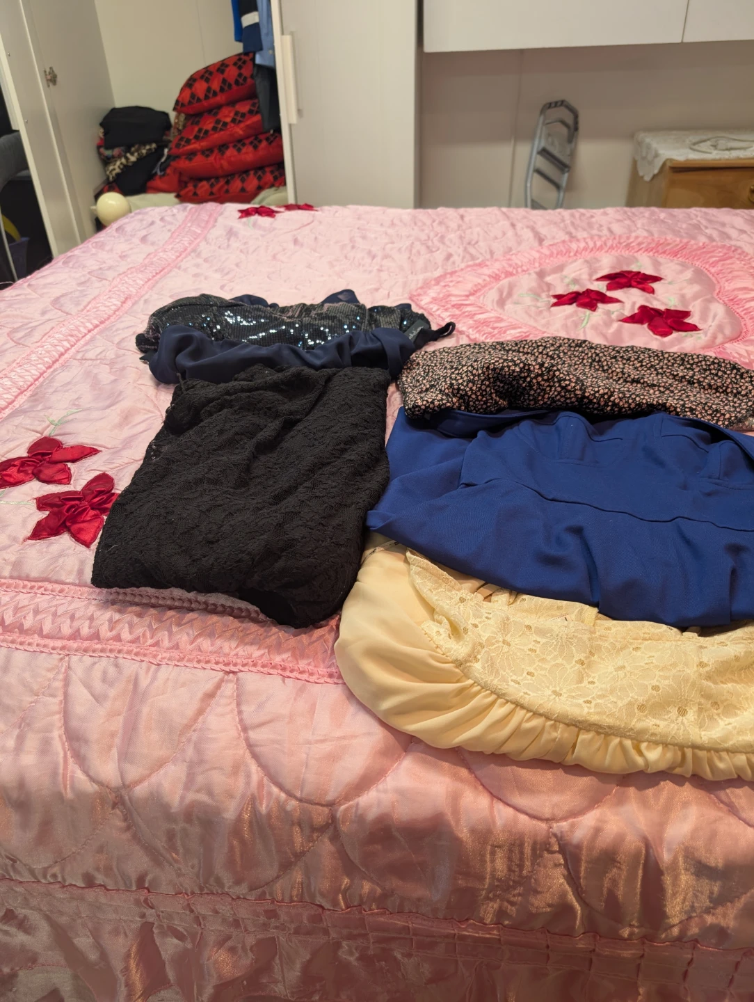 Assorted Women's Tops and Dress 30 dollars - photo 2