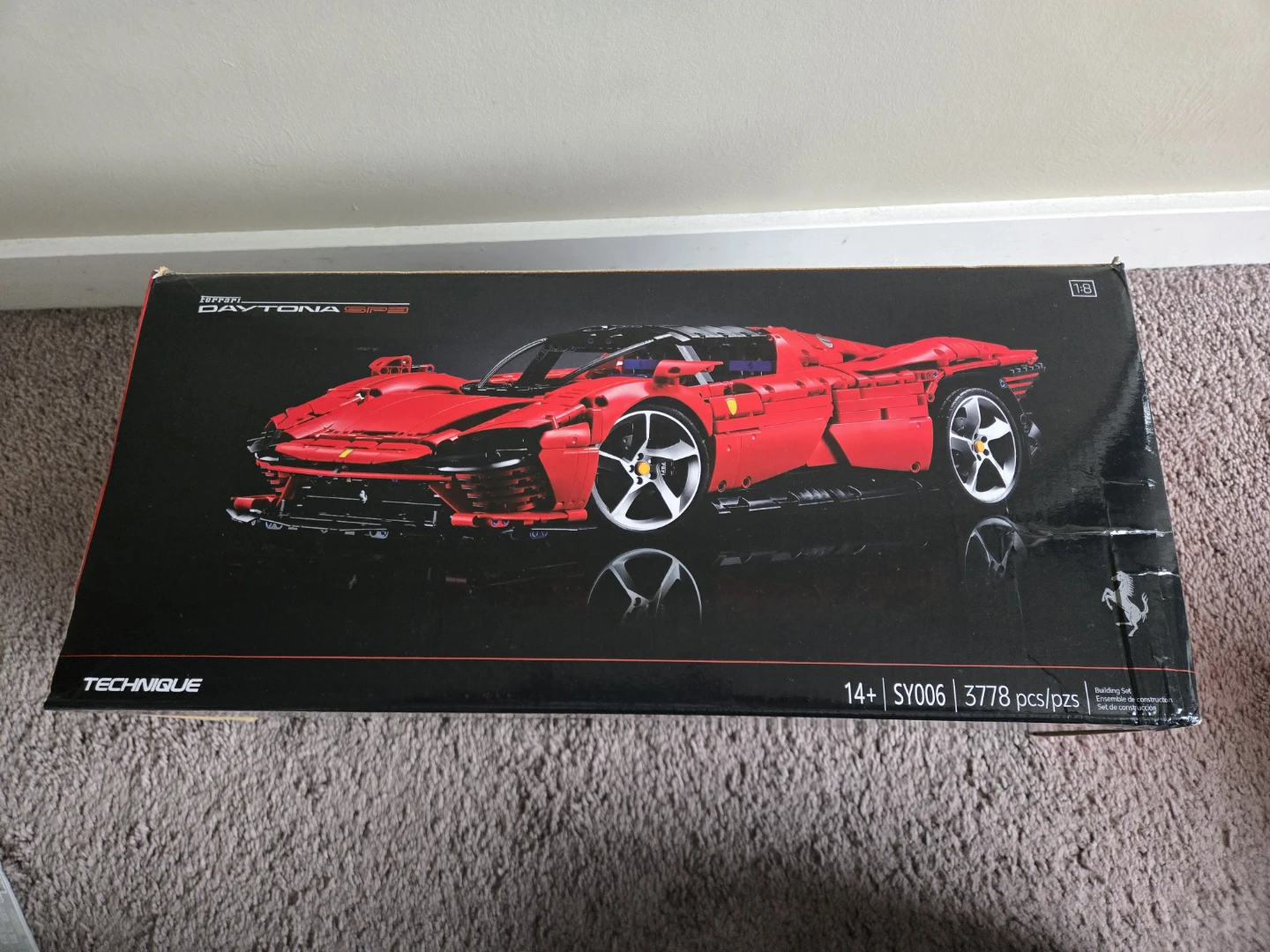 BRAND NEW Lego Ferrari Daytona