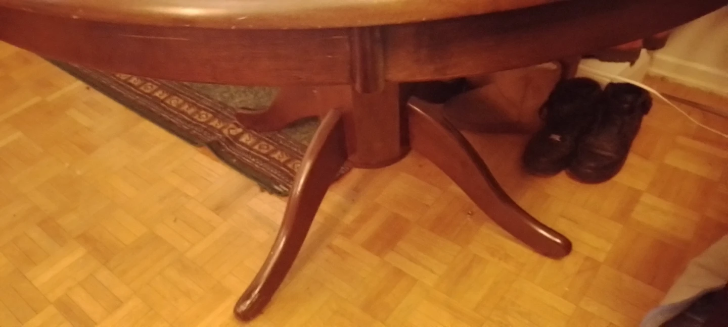 Round Wooden Dining Table - photo 3