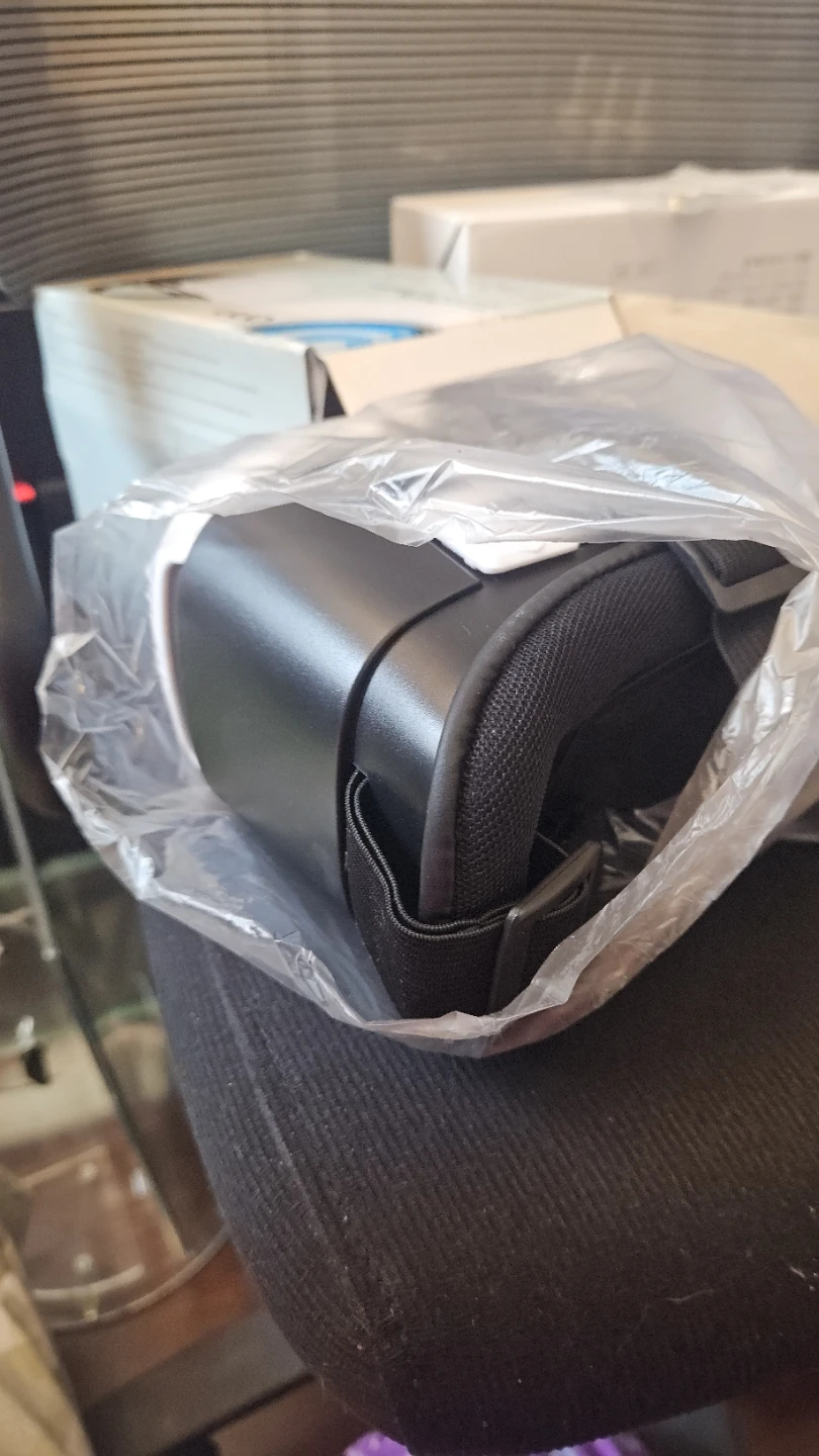 ONN Virtual Reality Smartphone Headset - photo 4