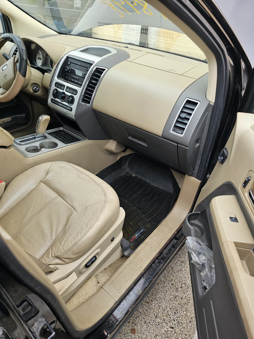 Ford Edge SUV - photo 5