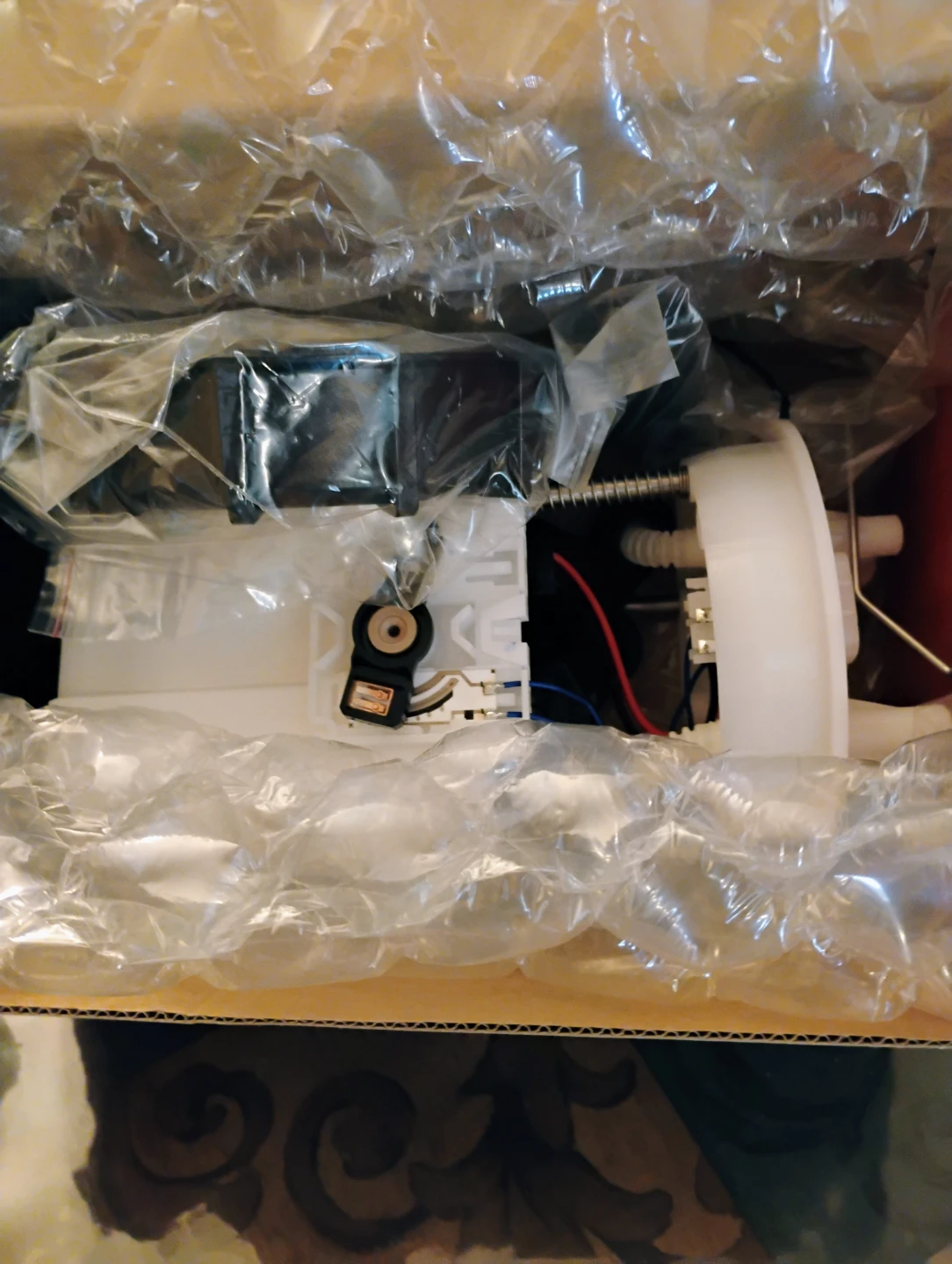 Electric Fuel Pump Assembly - photo 2