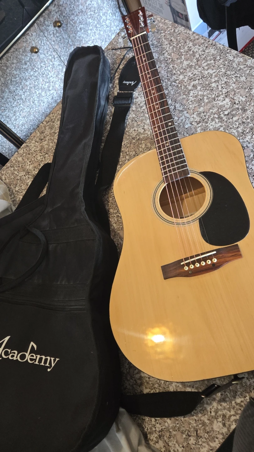 Academy Acoustic Guitar with Gig Bag