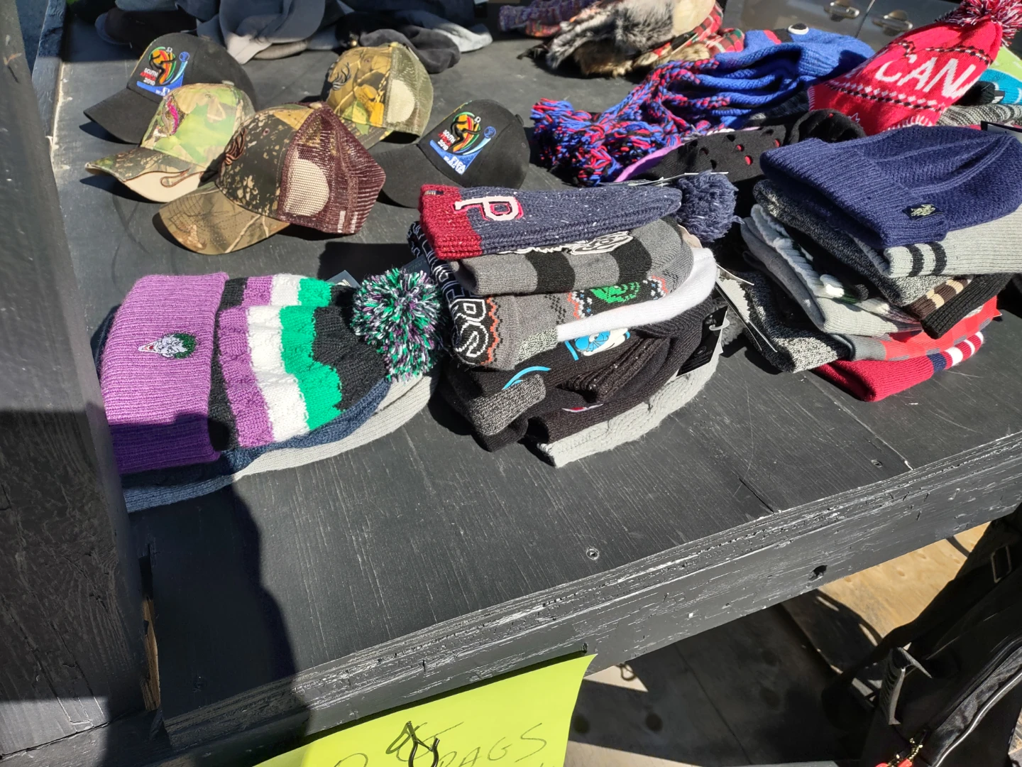 Free delivery Assorted Hats and Beanies selling them as Lot