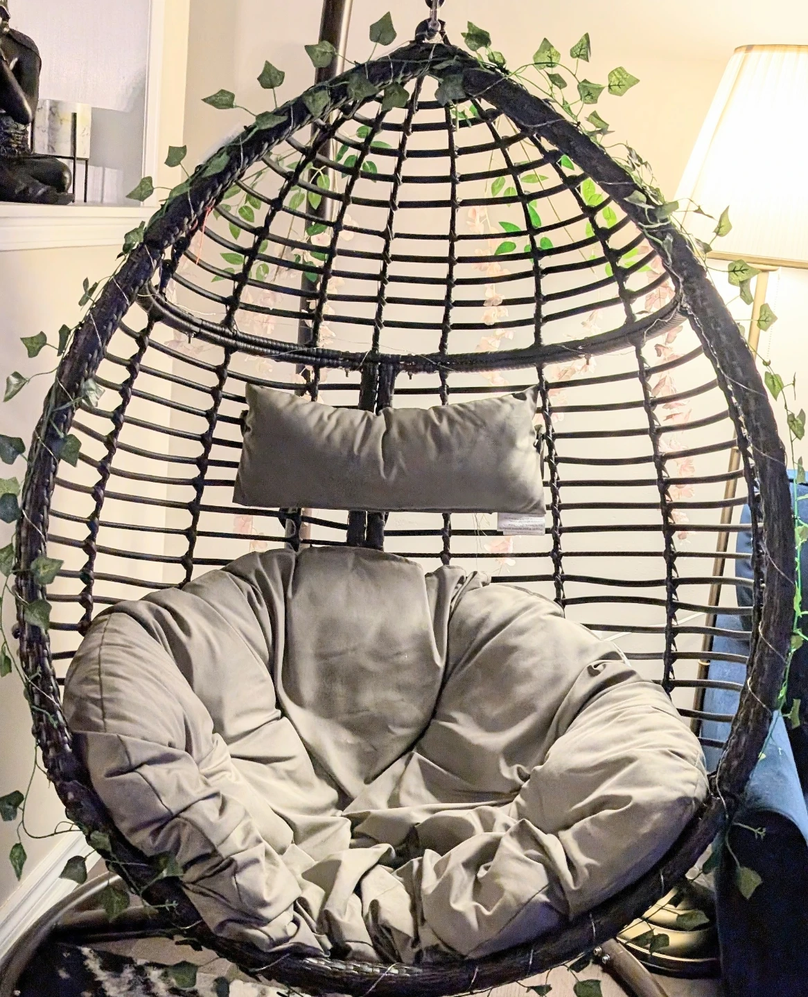 Wicker Hanging Egg Chair with Cushions