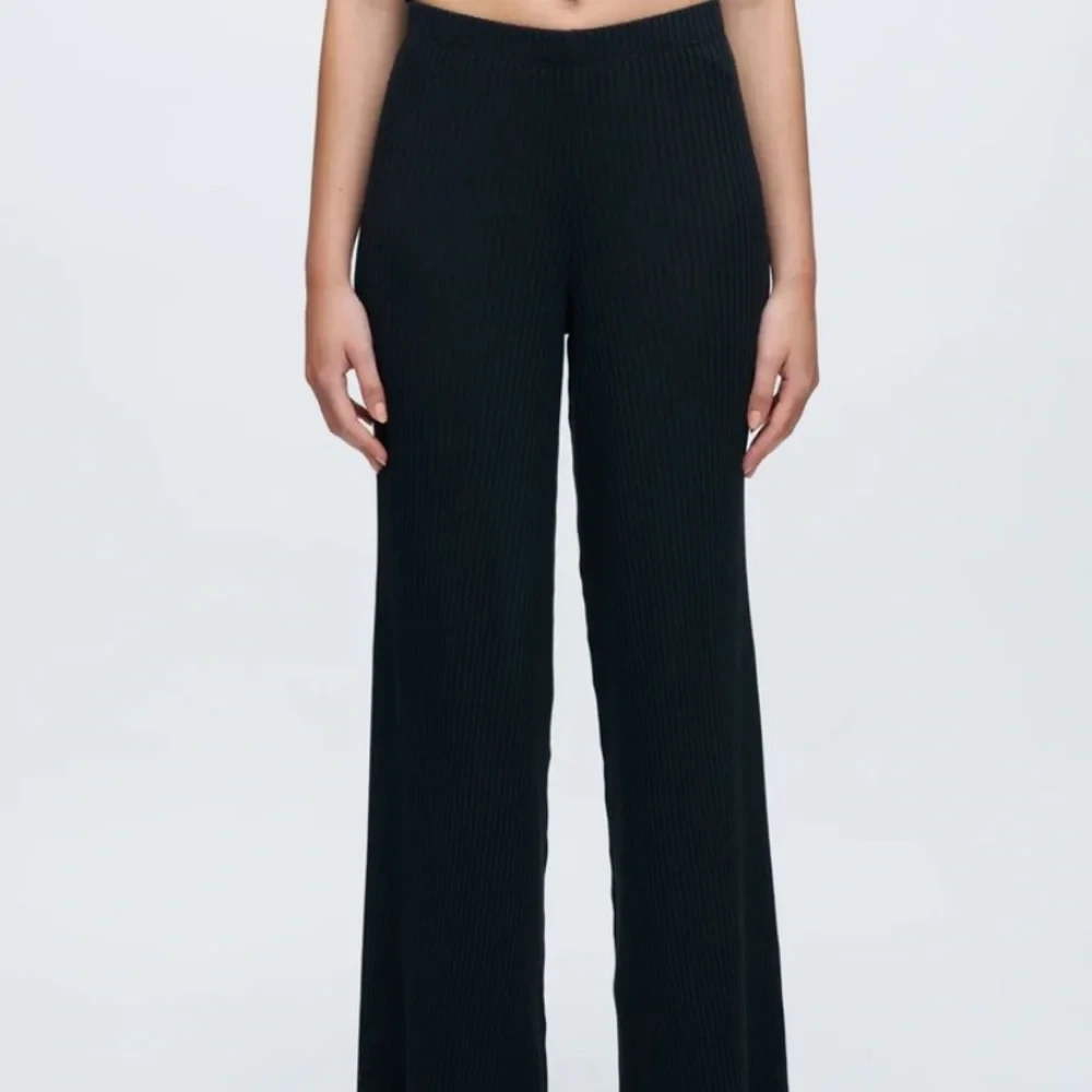 KOTN Black Ribbed Wide Leg Pants XL