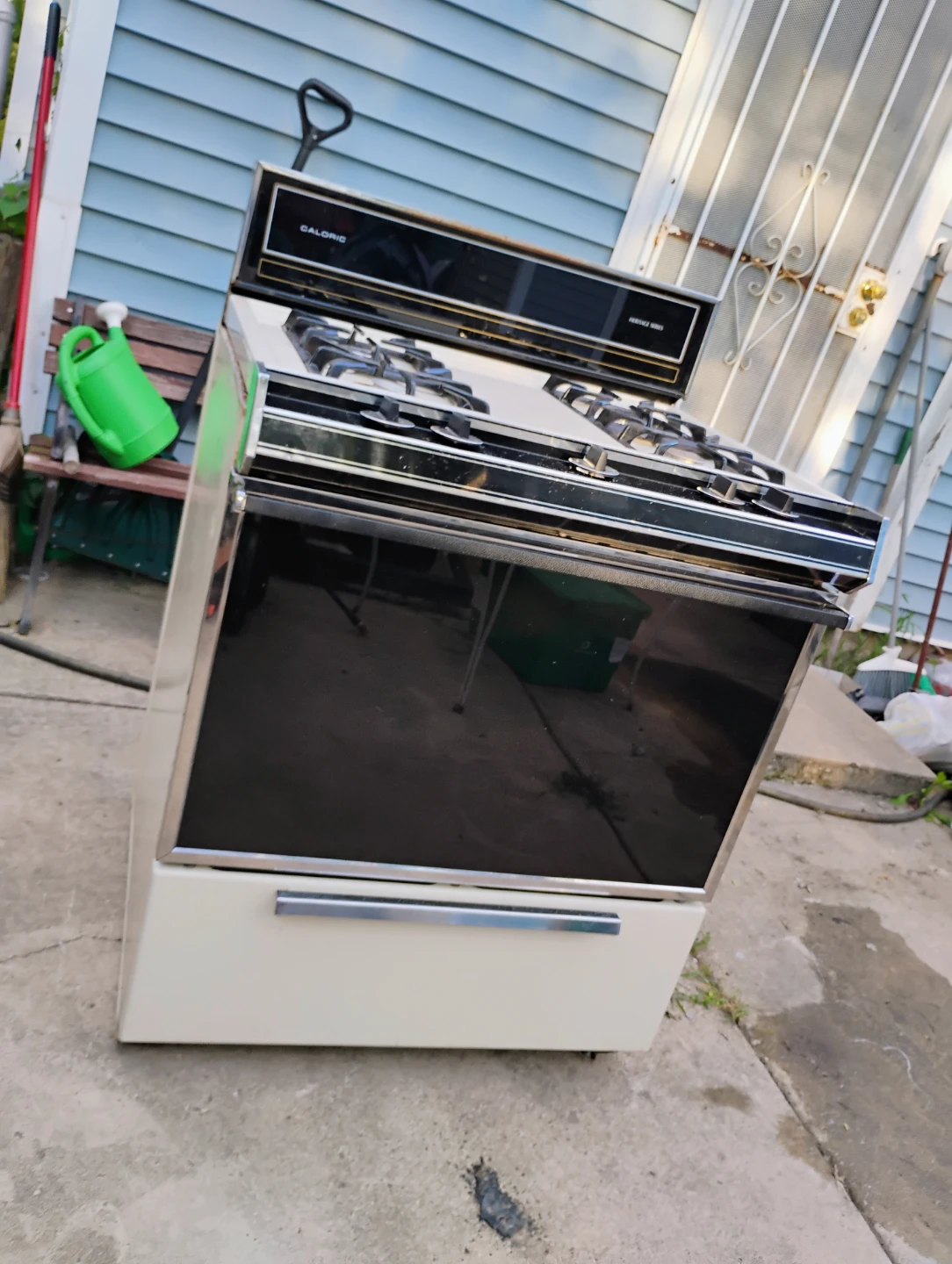 Caloric Heritage Series Gas Range Oven. SE Habla Espanol