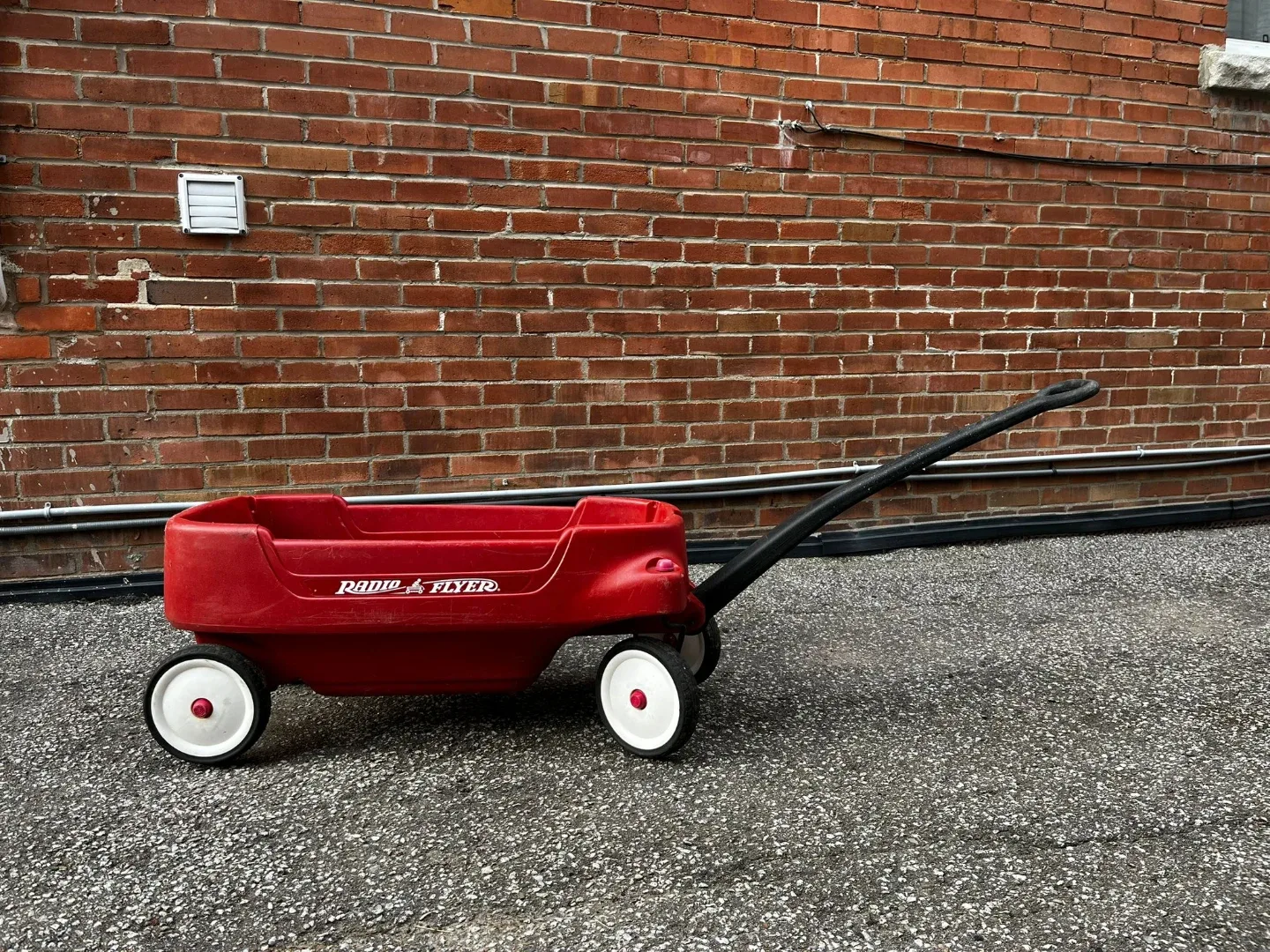 Radio Flyer Red Wagon