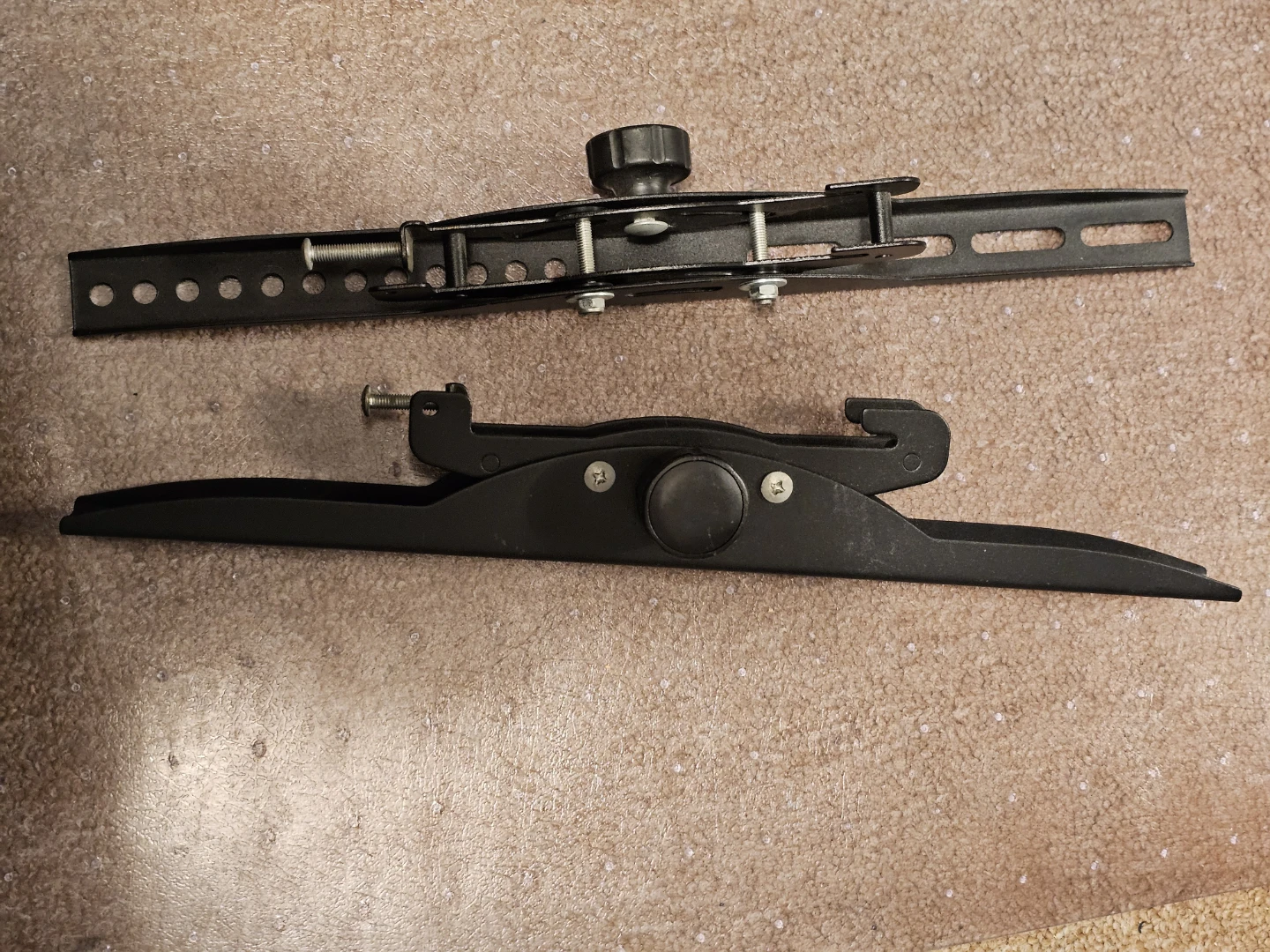 Adjustable TV Wall Mount Bracket