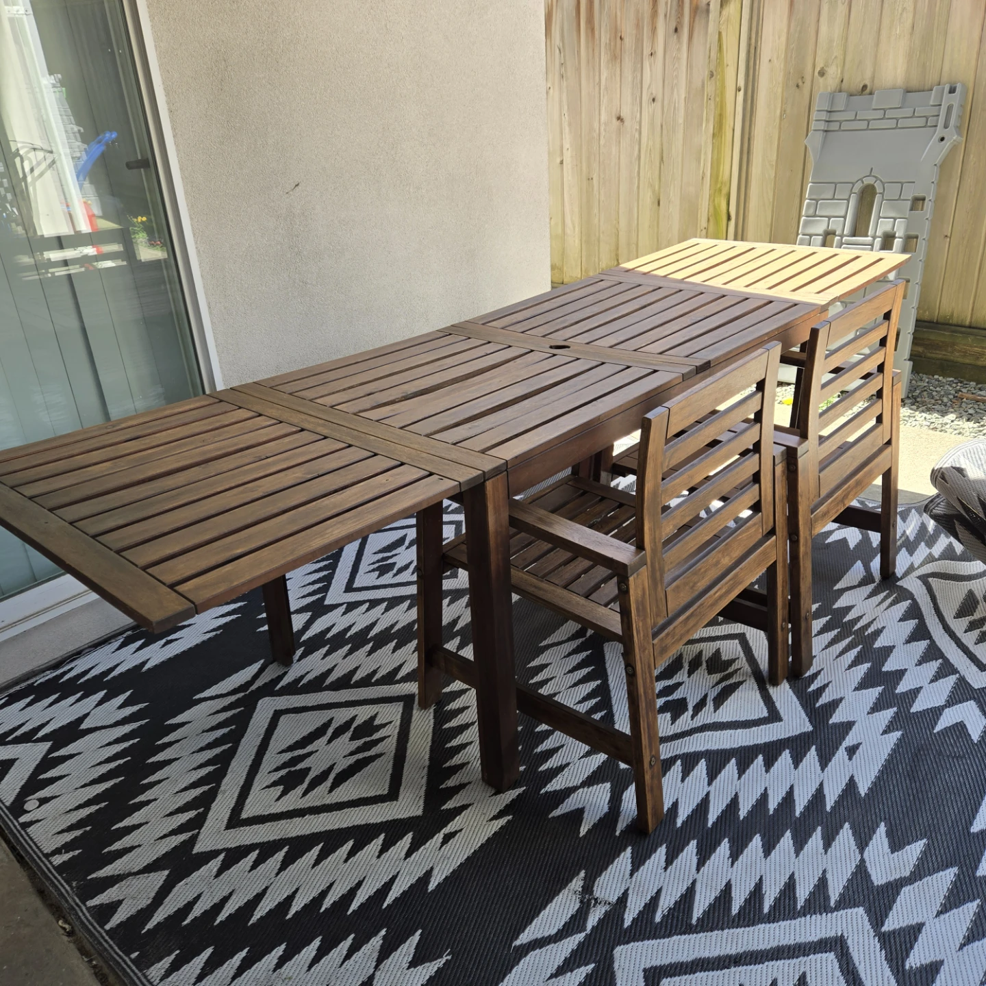 Newly sanded stained Set of 3 solid wood outdoor patio set - photo 4
